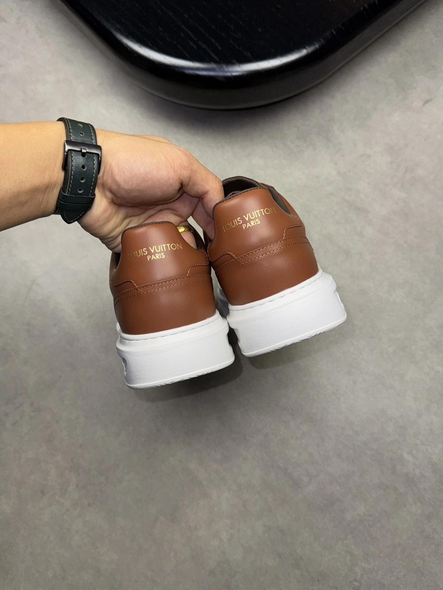 OOBB-- 8V 1ADFXE Calfskin BEVERLY HILLS item:E-X000H2710