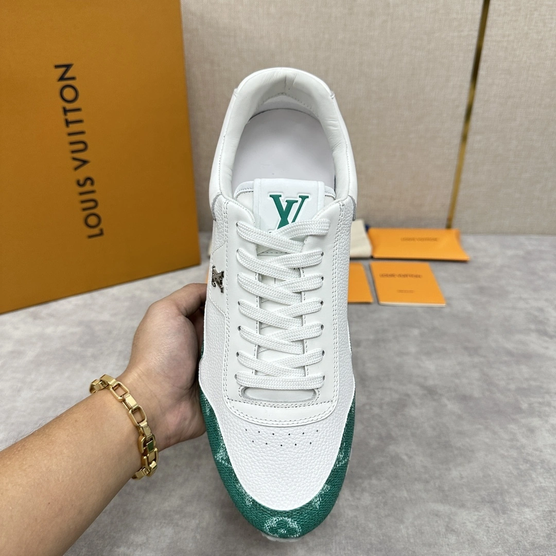 OOBB-- 8V 1ADG4U Run Away Calfskin item:E-X230A0138