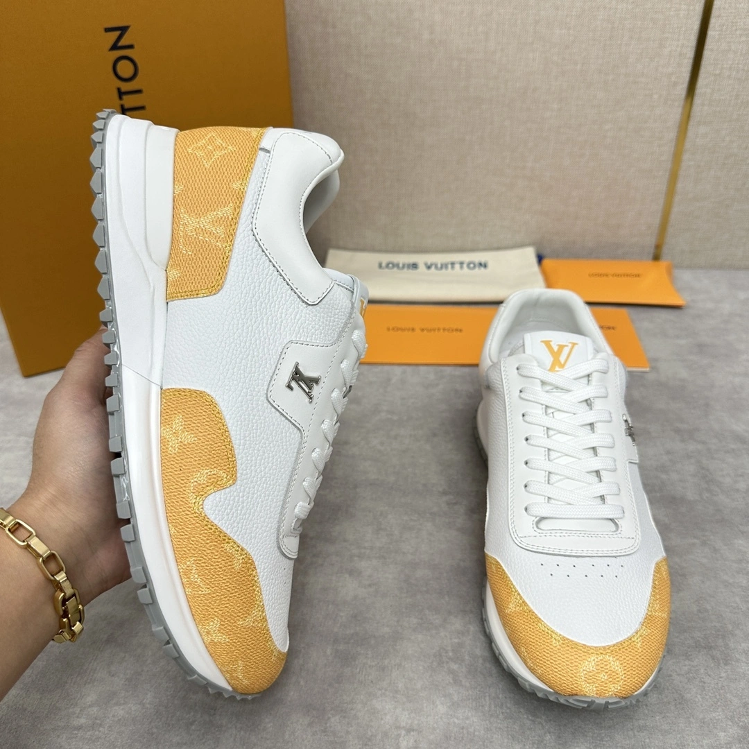 OOBB-- 8V 1ADG5G Run Away Calfskin item:E-X230A0139