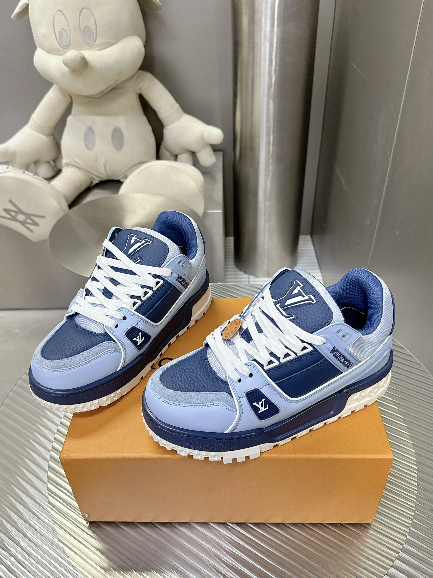 OOBB-- 8V 1ADHFN Trainer item:E-X230A0133
