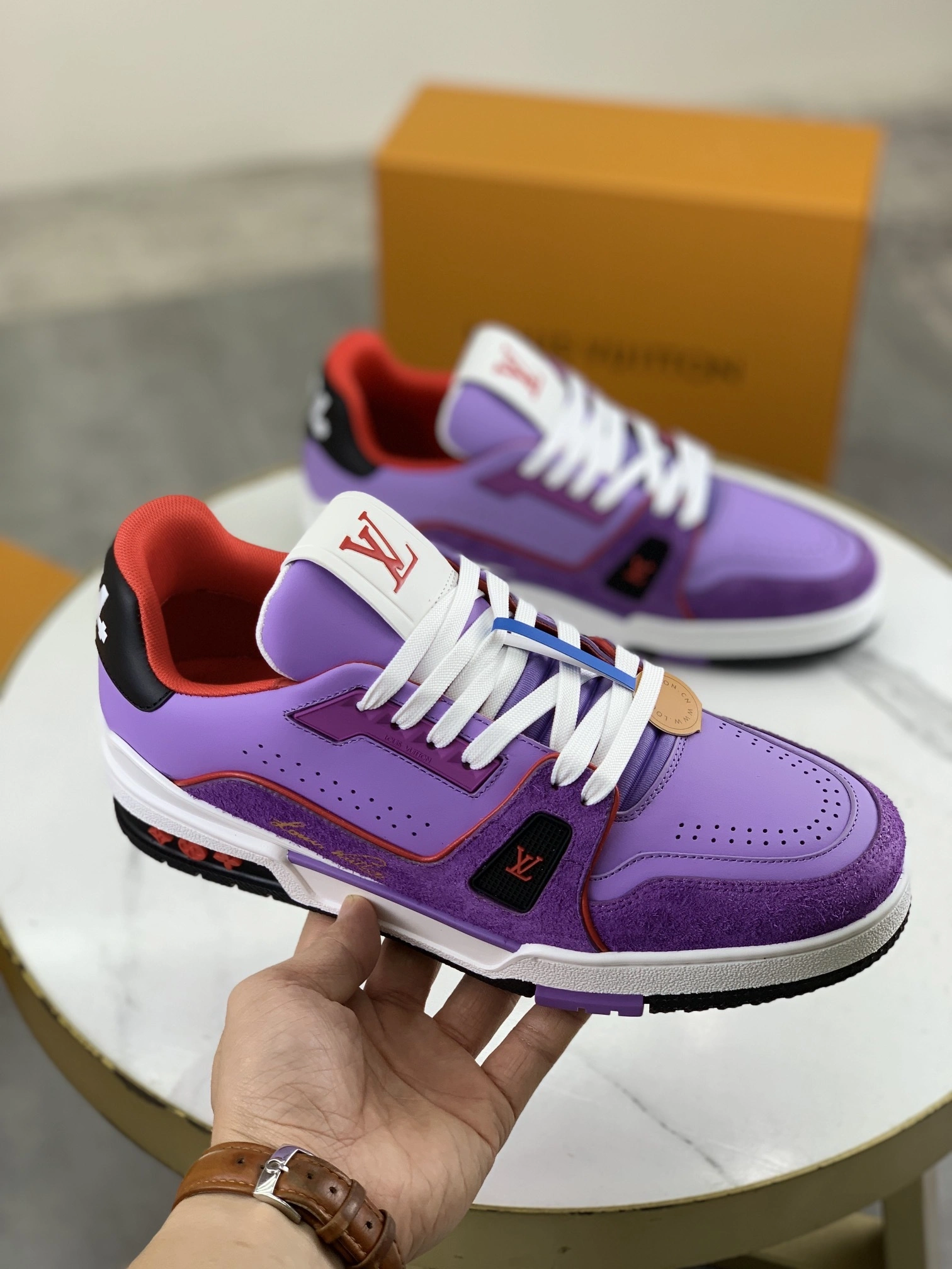 OOBB-- 8V 1ADHU8 Trainer item:E-X291H2716