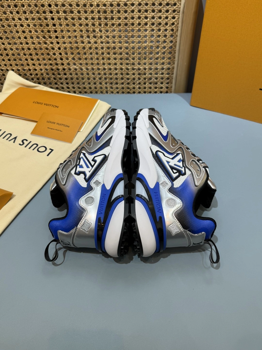 OOBB-- 8V 1ADI68 item:E-X430F0628