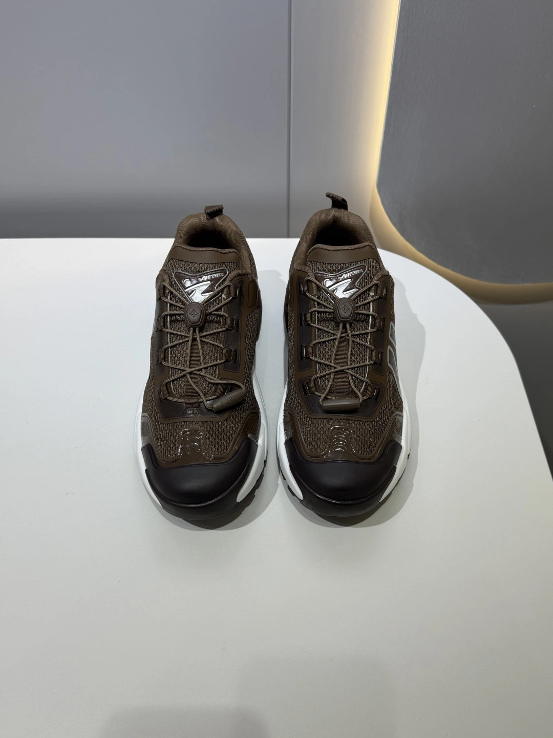 OOBB-- 8V 1AHA70 Runner Tatic item:E-X430F0507