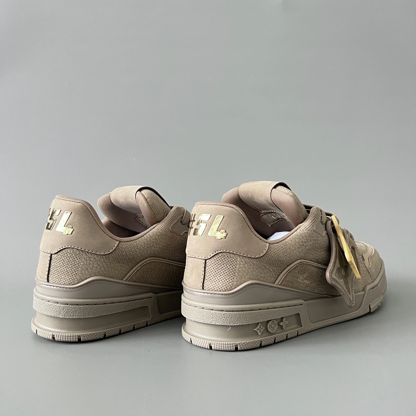 OOBB-- 8V 1AHDAC cowhide item:E-X300H0621