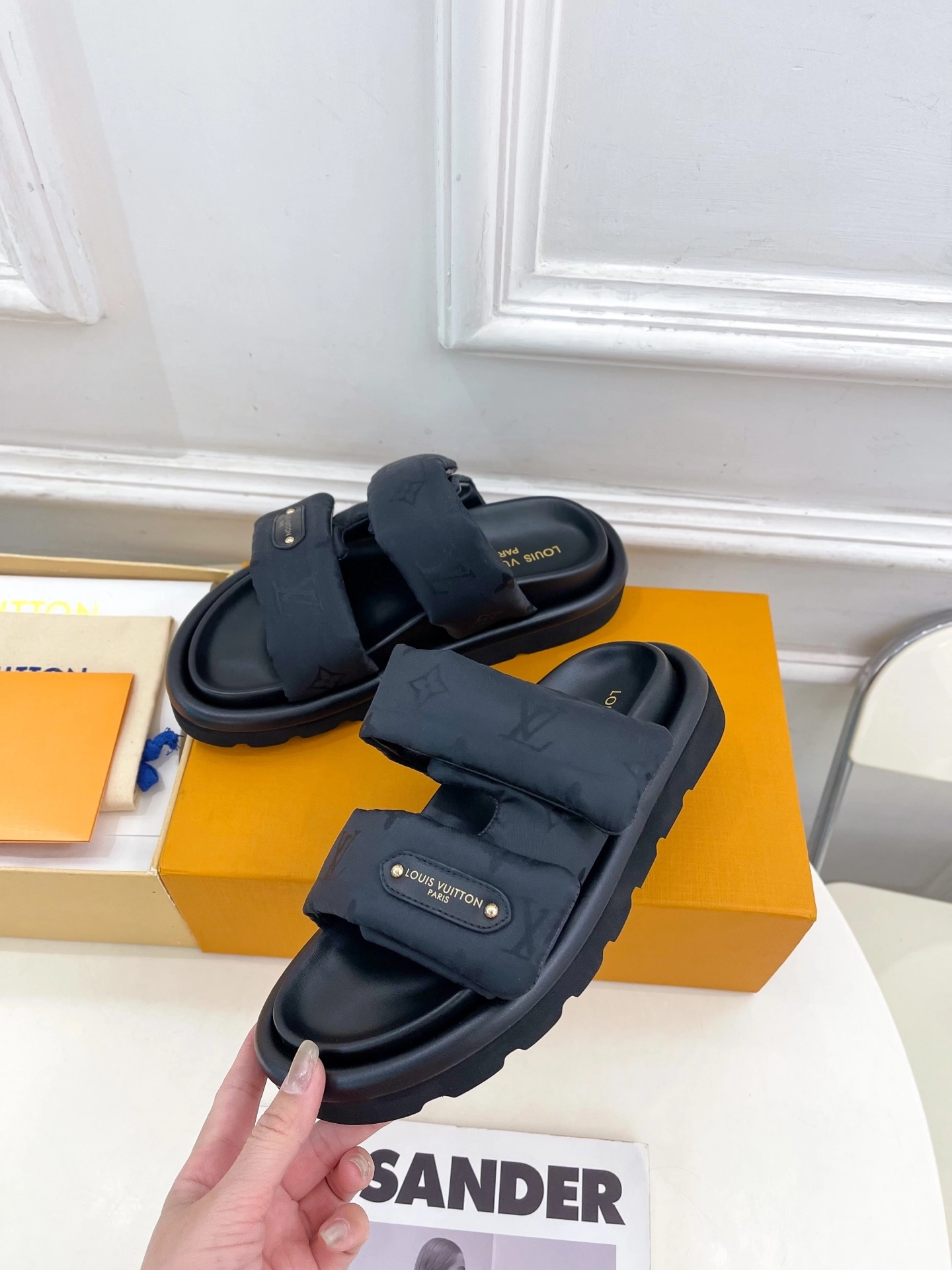 OOBB-- 8V 1AHNQU 1AHNQT sheepskin item:E-X230F1211