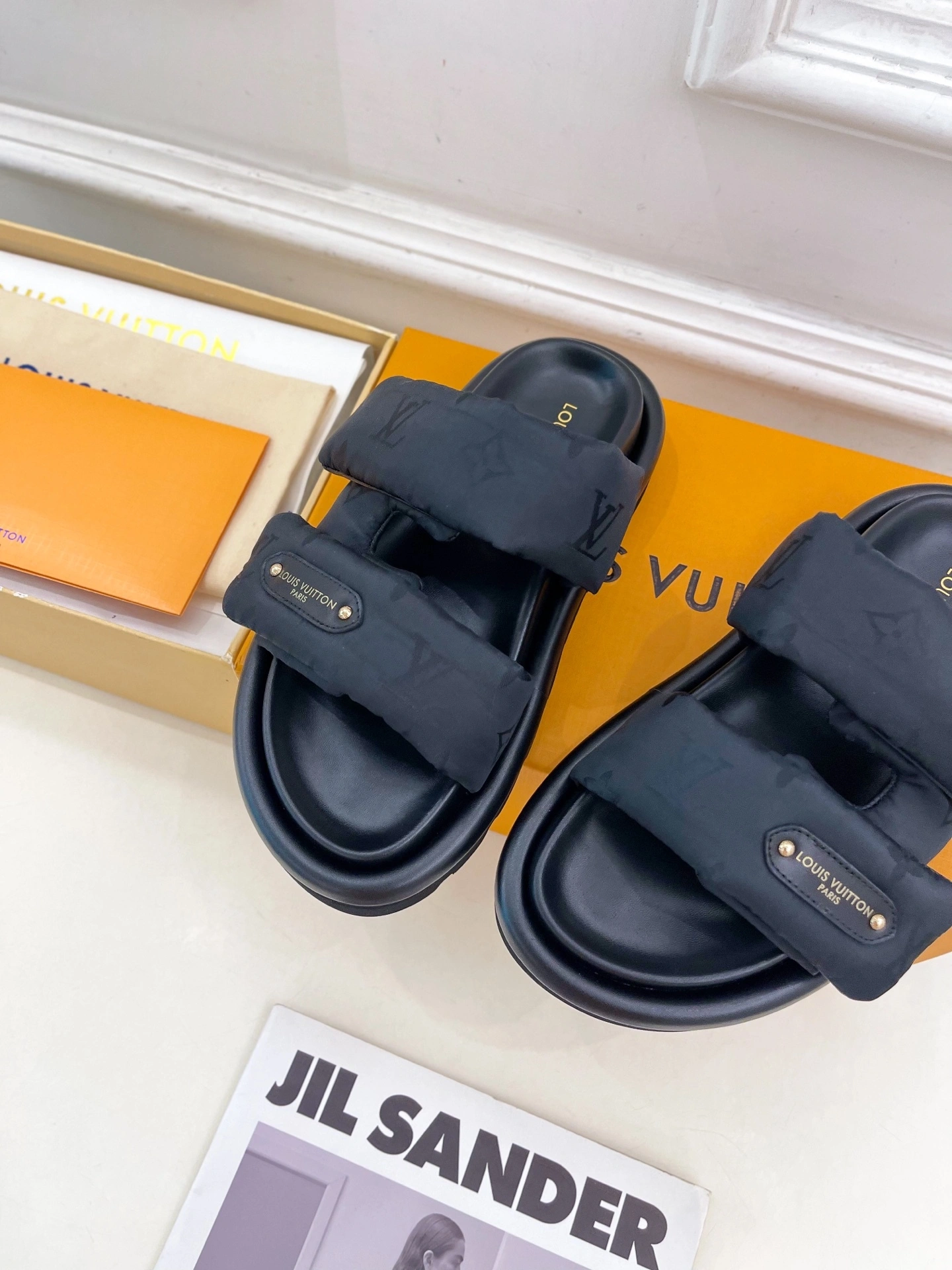 OOBB-- 8V 1AHNQU 1AHNQT sheepskin item:E-X230F1211