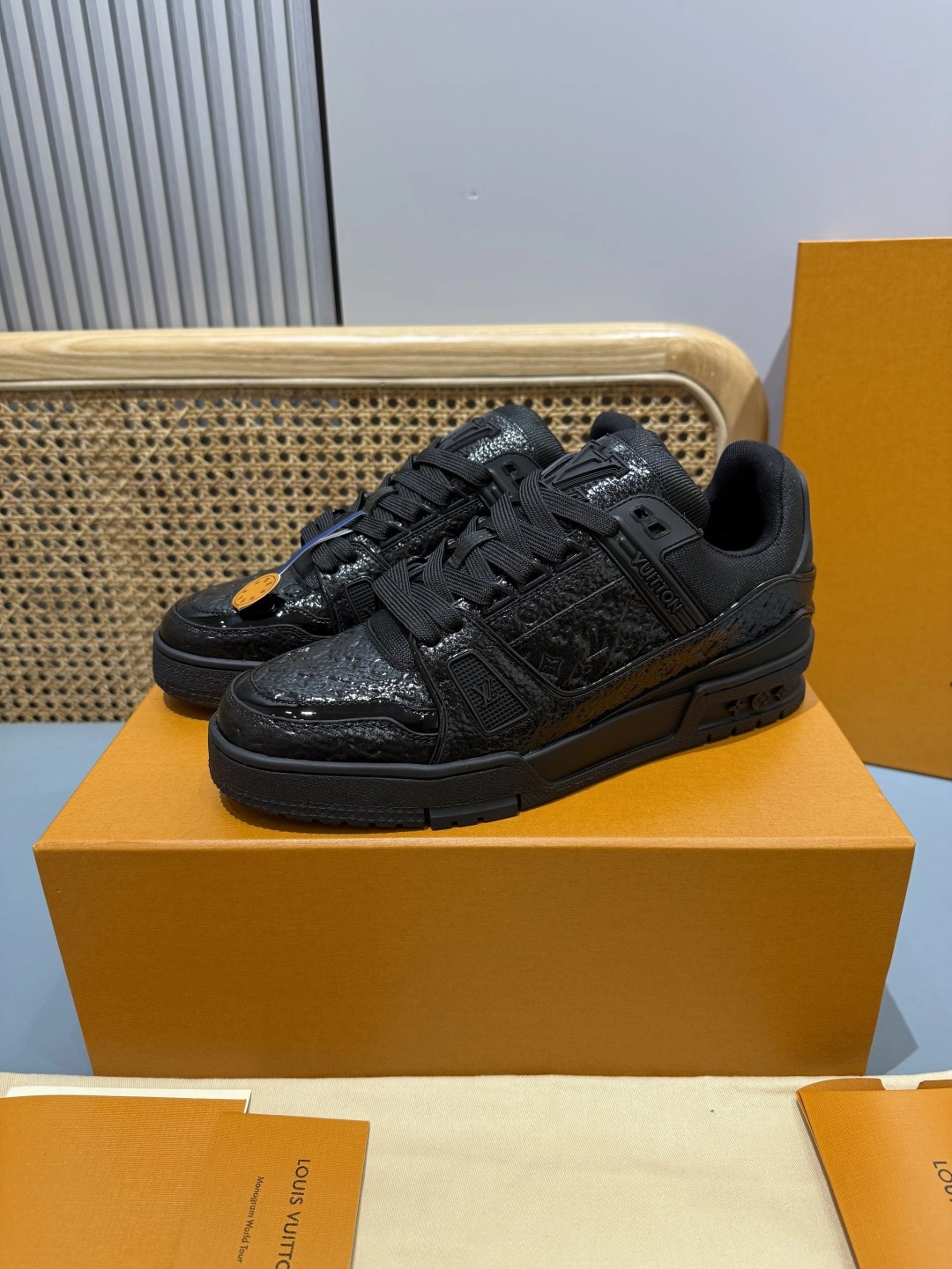 OOBB-- 8V 1AHTA3 Trainer Calfskin item:E-X430L0310B