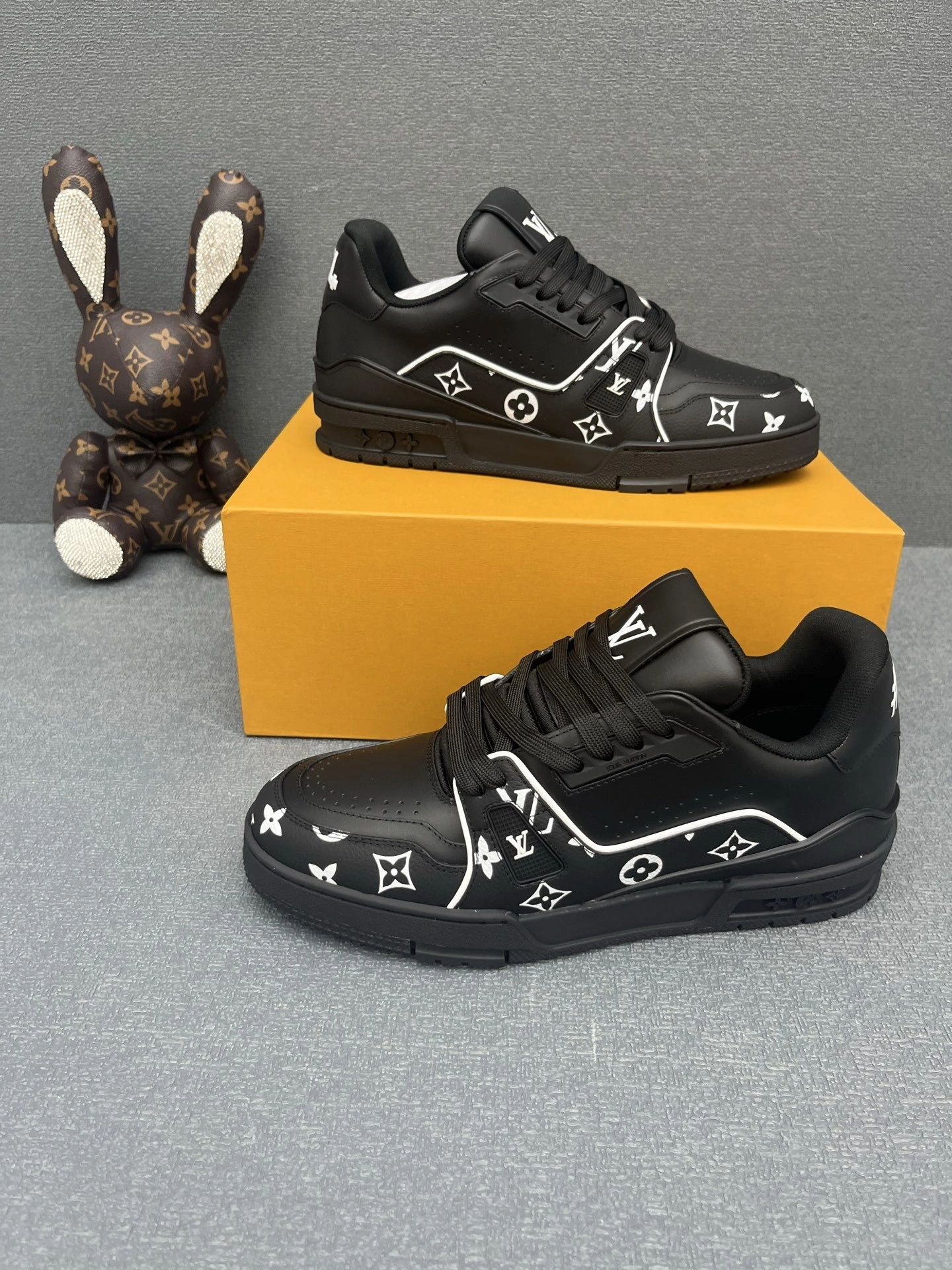 OOBB-- 8V 1AHTO0 calfskin item:E-X430E2522Y