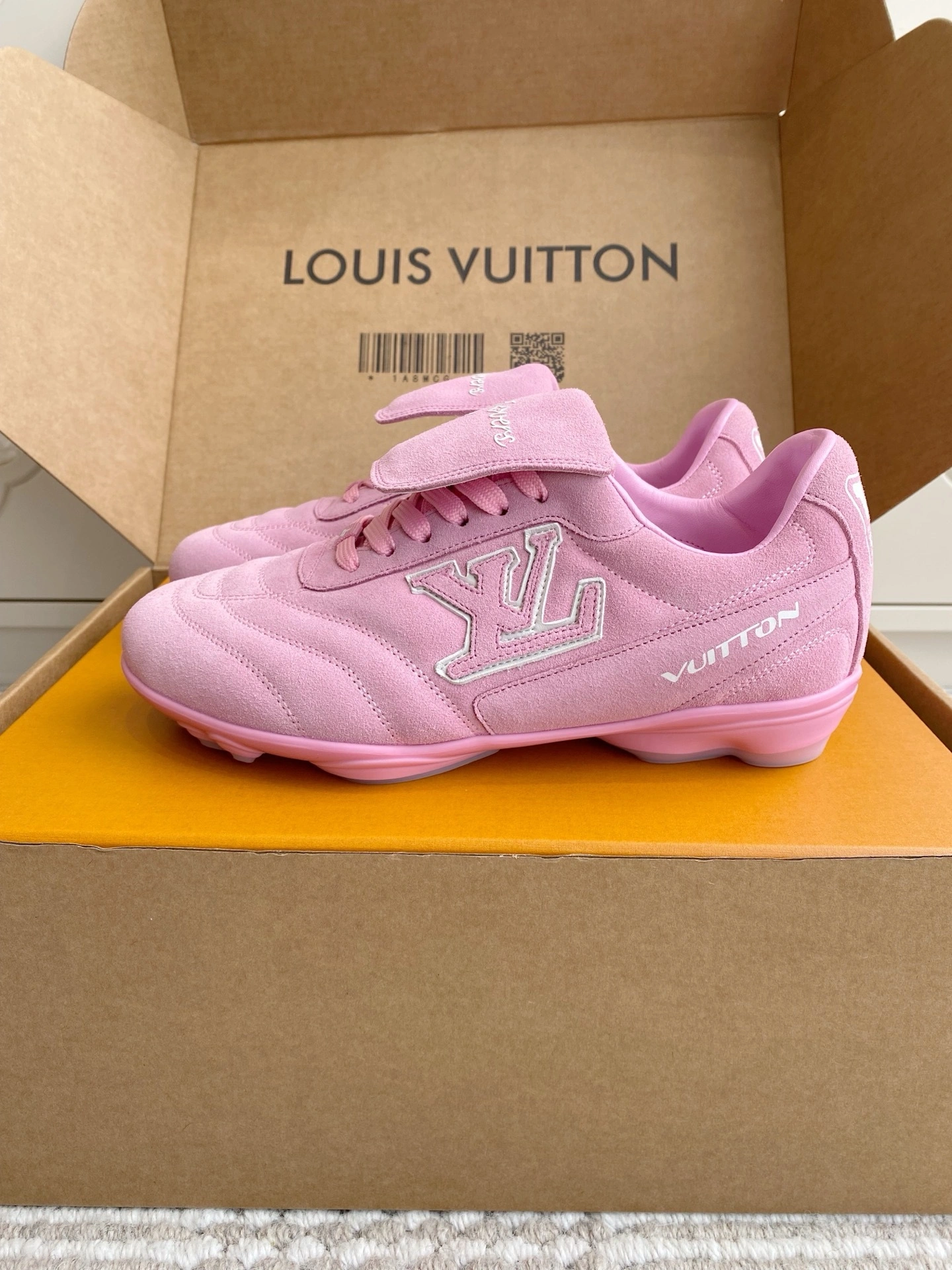OOBB-- 8V 1AHTYE cowhide Footprint Soccer item:E-X000H2705