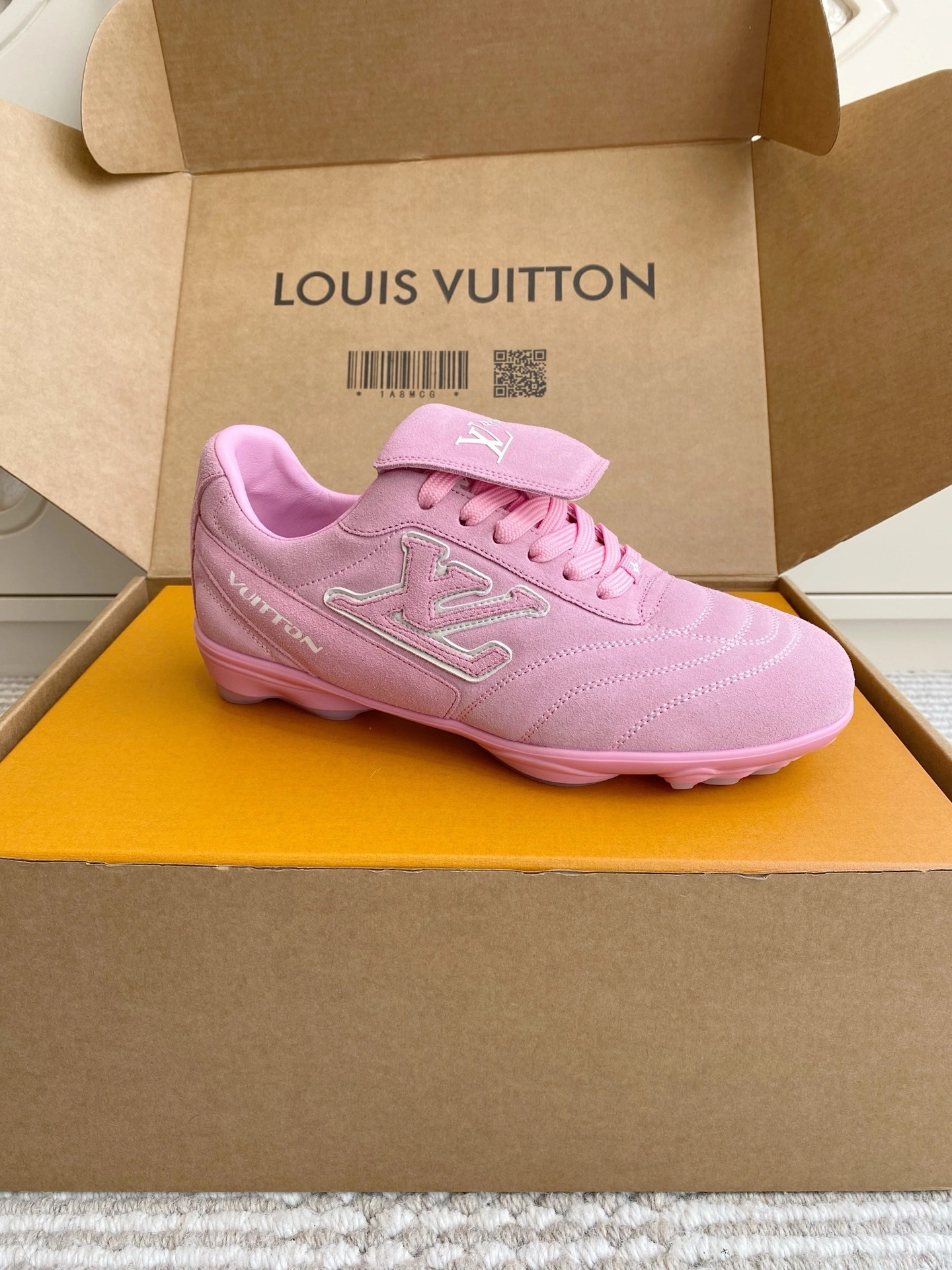OOBB-- 8V 1AHTYE cowhide Footprint Soccer item:E-X000H2705