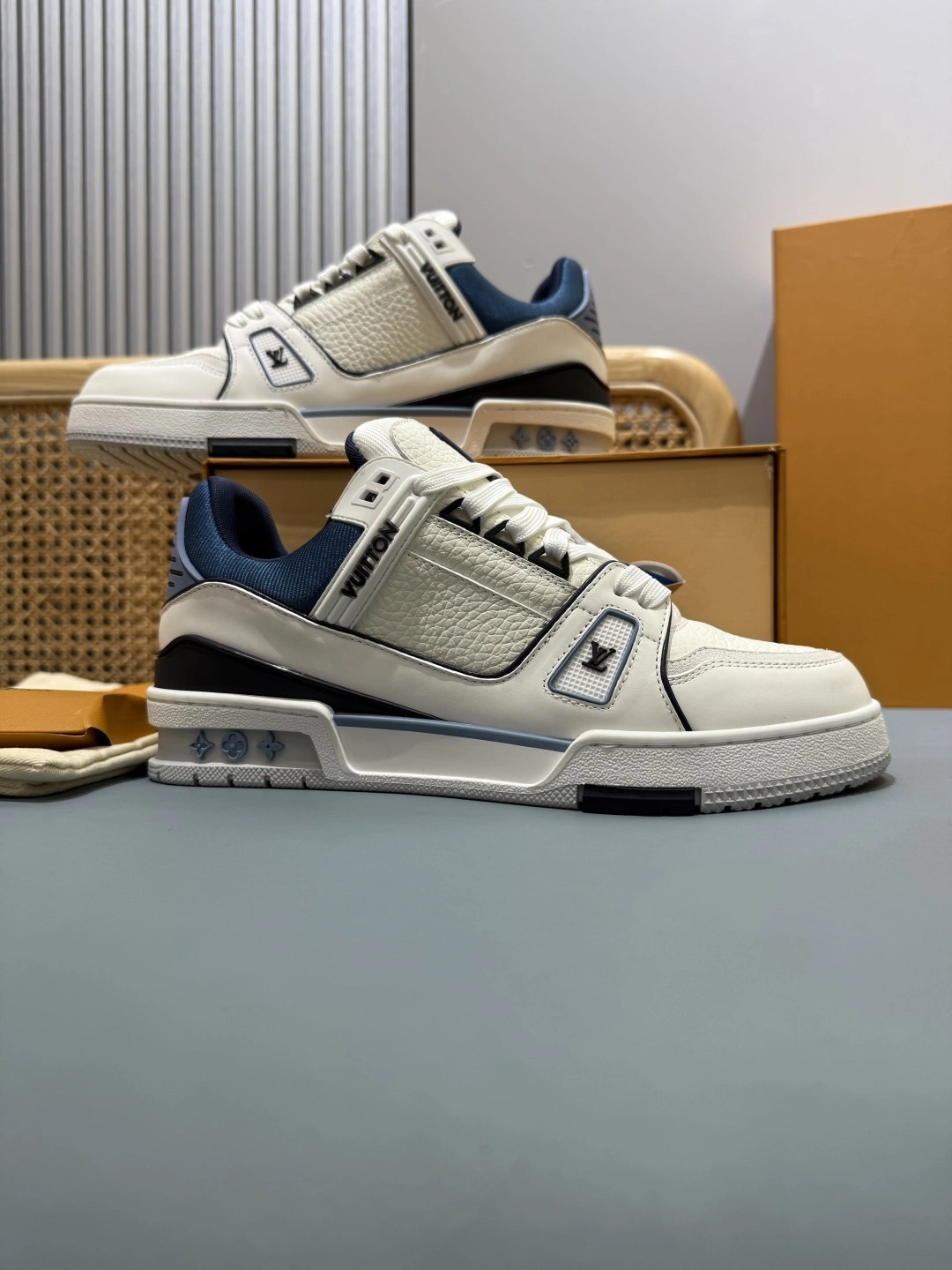 OOBB-- 8V 1AIJ24 Trainer item:E-X430J1020