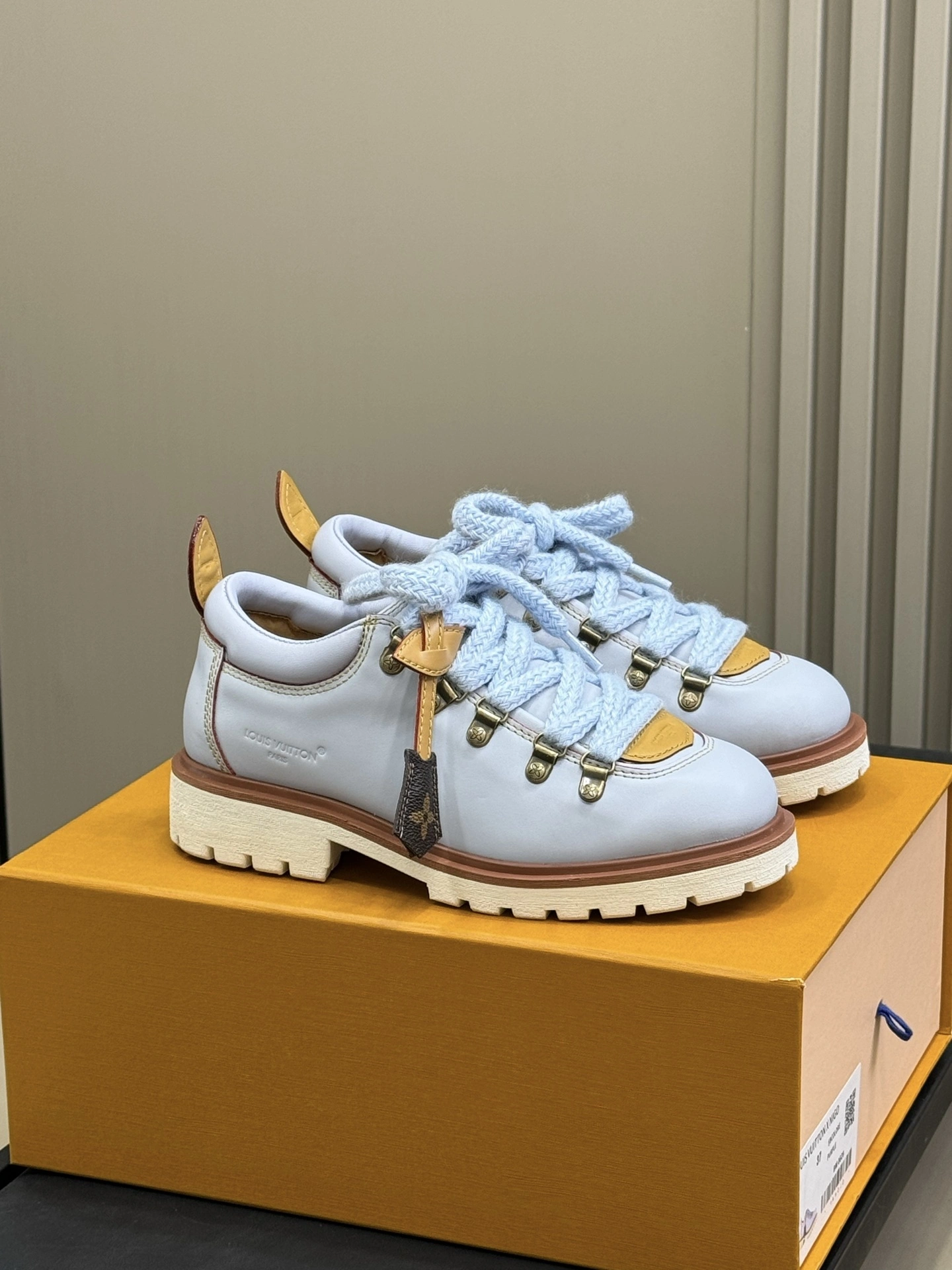 OOBB-- 8V 1AIJ88 Derby nigo calfskin item：E-X362I0103