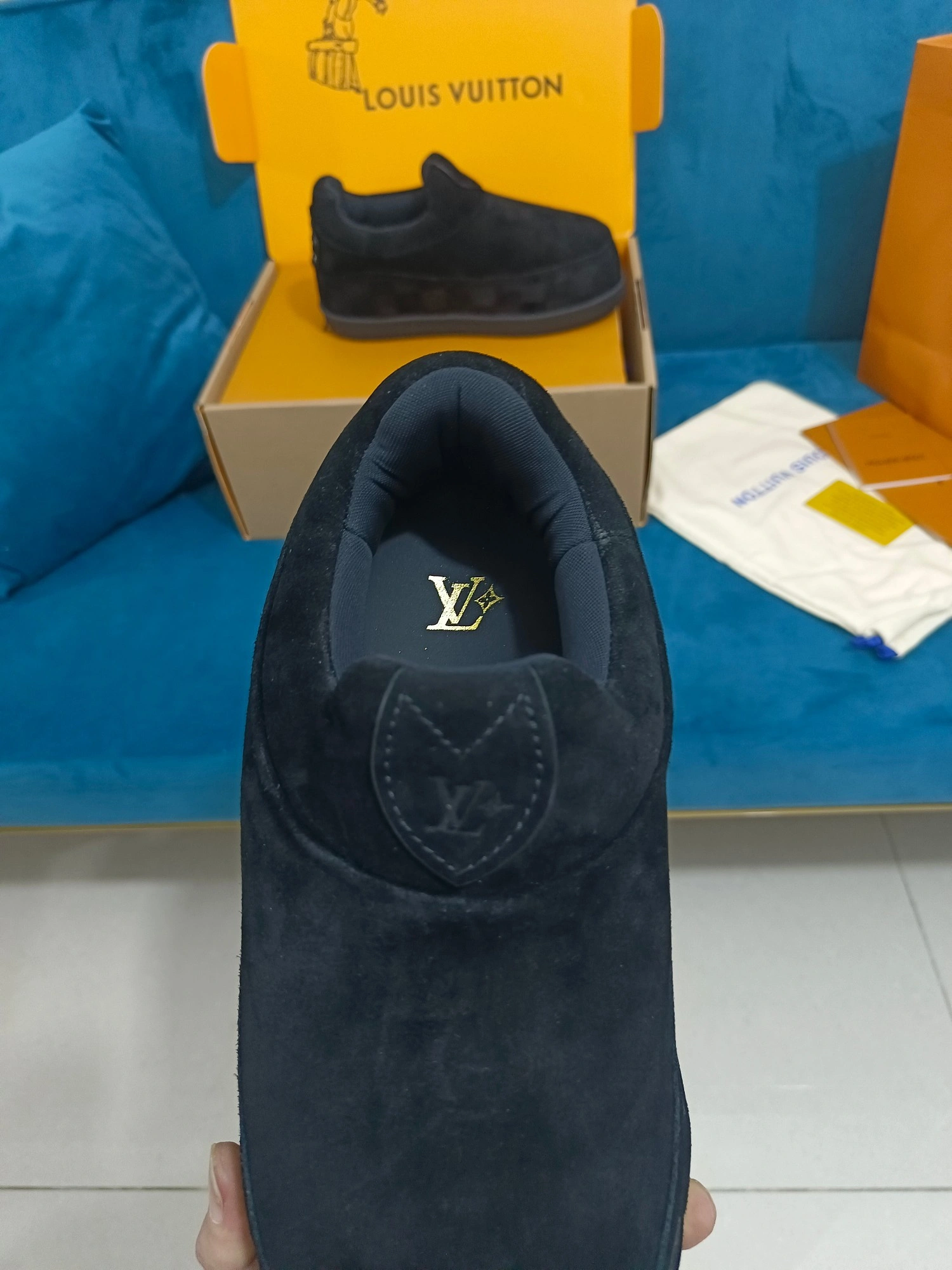 OOBB-- 8V 1AIJCK cowhide item:E-X543J3022T