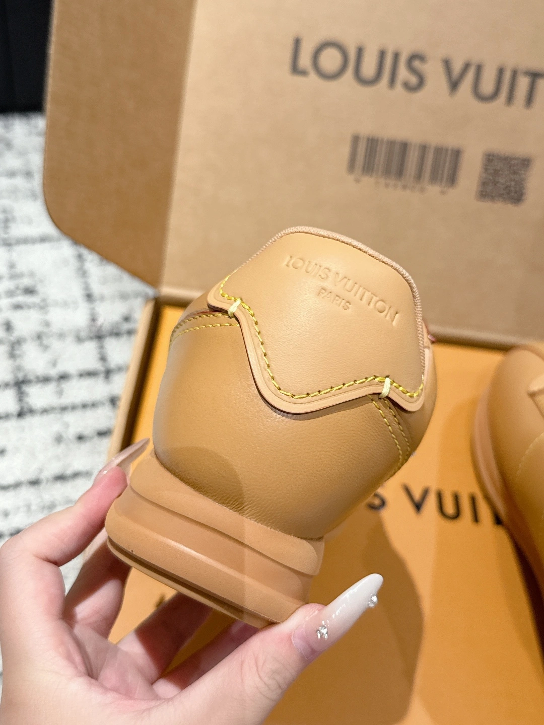 OOBB-- 8V 1AIKDW sheepskin Thick soles:3CM item:E-X362H2721