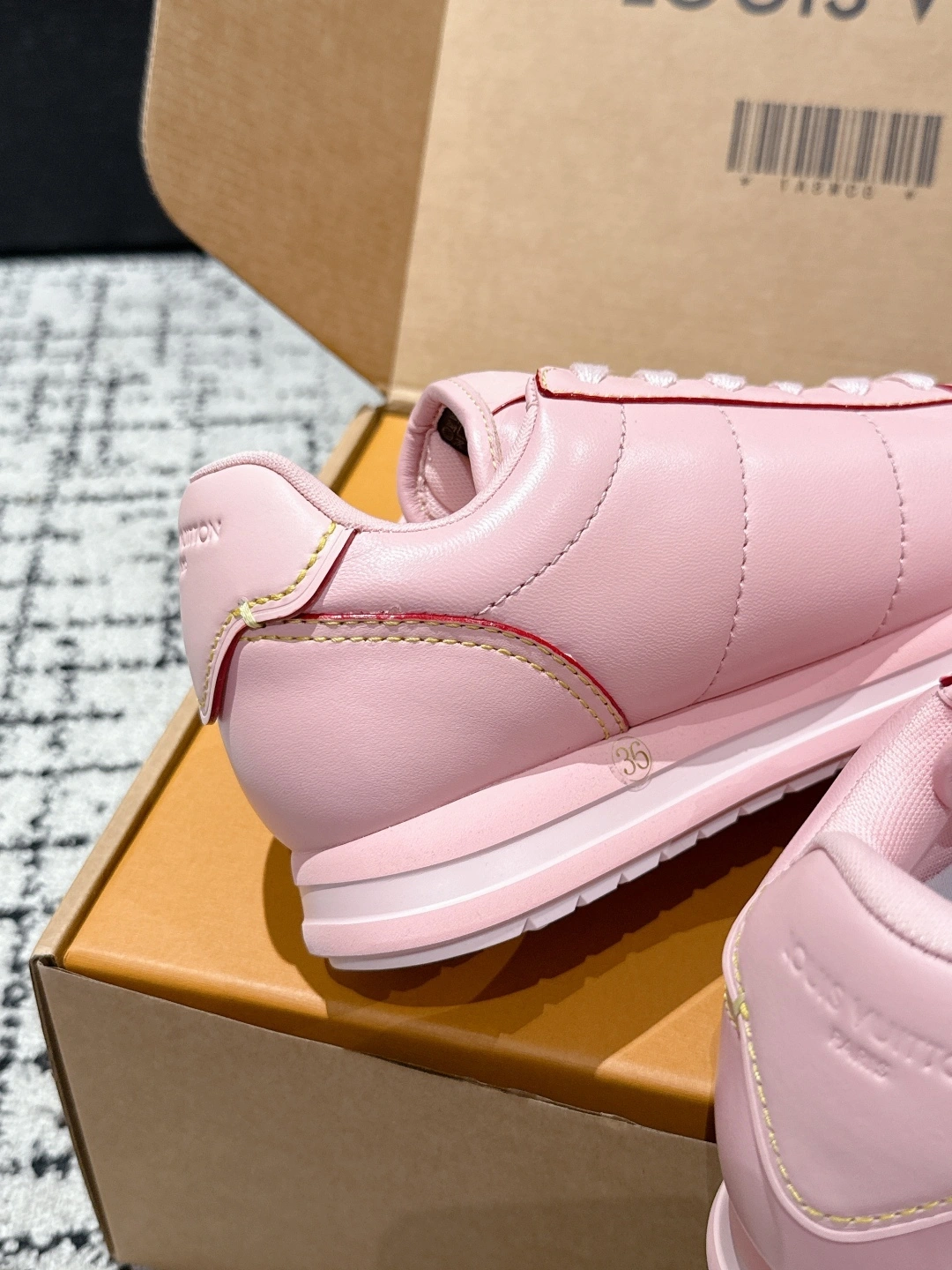 OOBB-- 8V 1AIKGW sheepskin Thick soles:3CM item:E-X362H2717