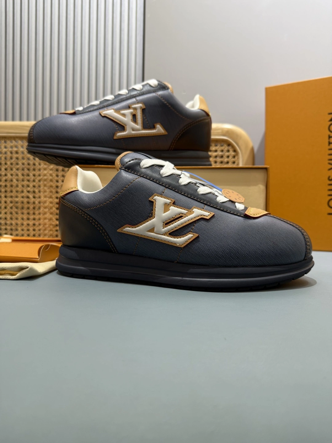 OOBB-- 8V 1AIKHY L×NIGO goatskin item:E-X430L0321B