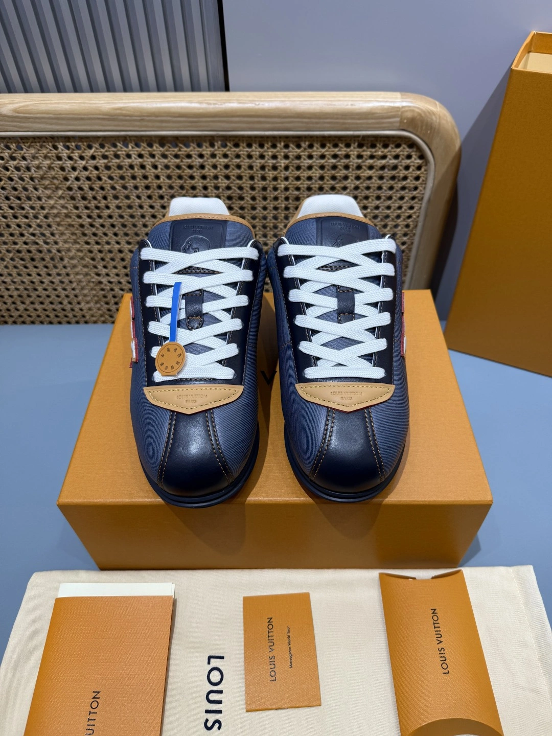 OOBB-- 8V 1AIKHY L×NIGO goatskin item:E-X430L0321B