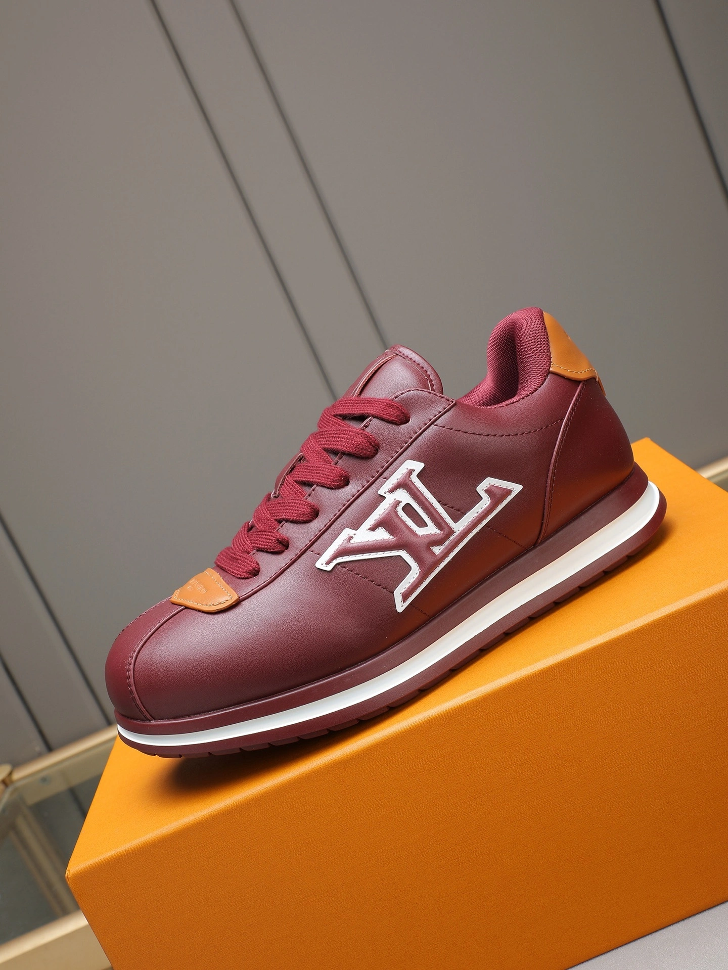 OOBB-- 8V 1AINYU cowhide item:F-X000A0107B