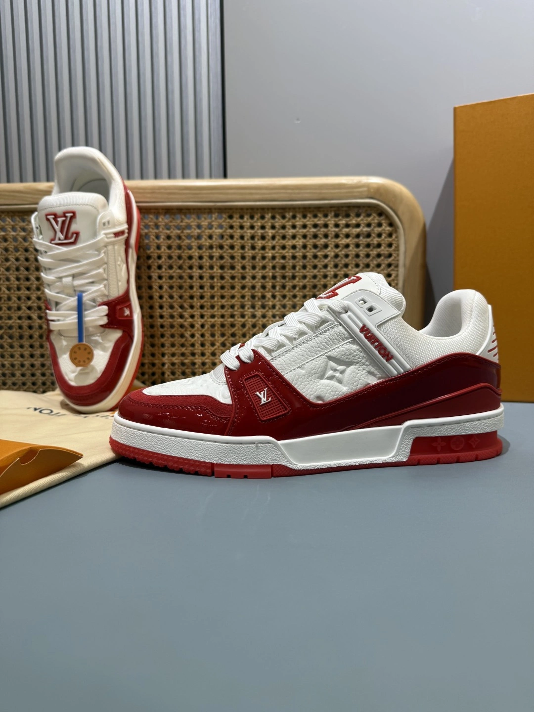 OOBB-- 8V 1AJ148 1AJCK9 Trainer cowhide item:E-X430L0301B