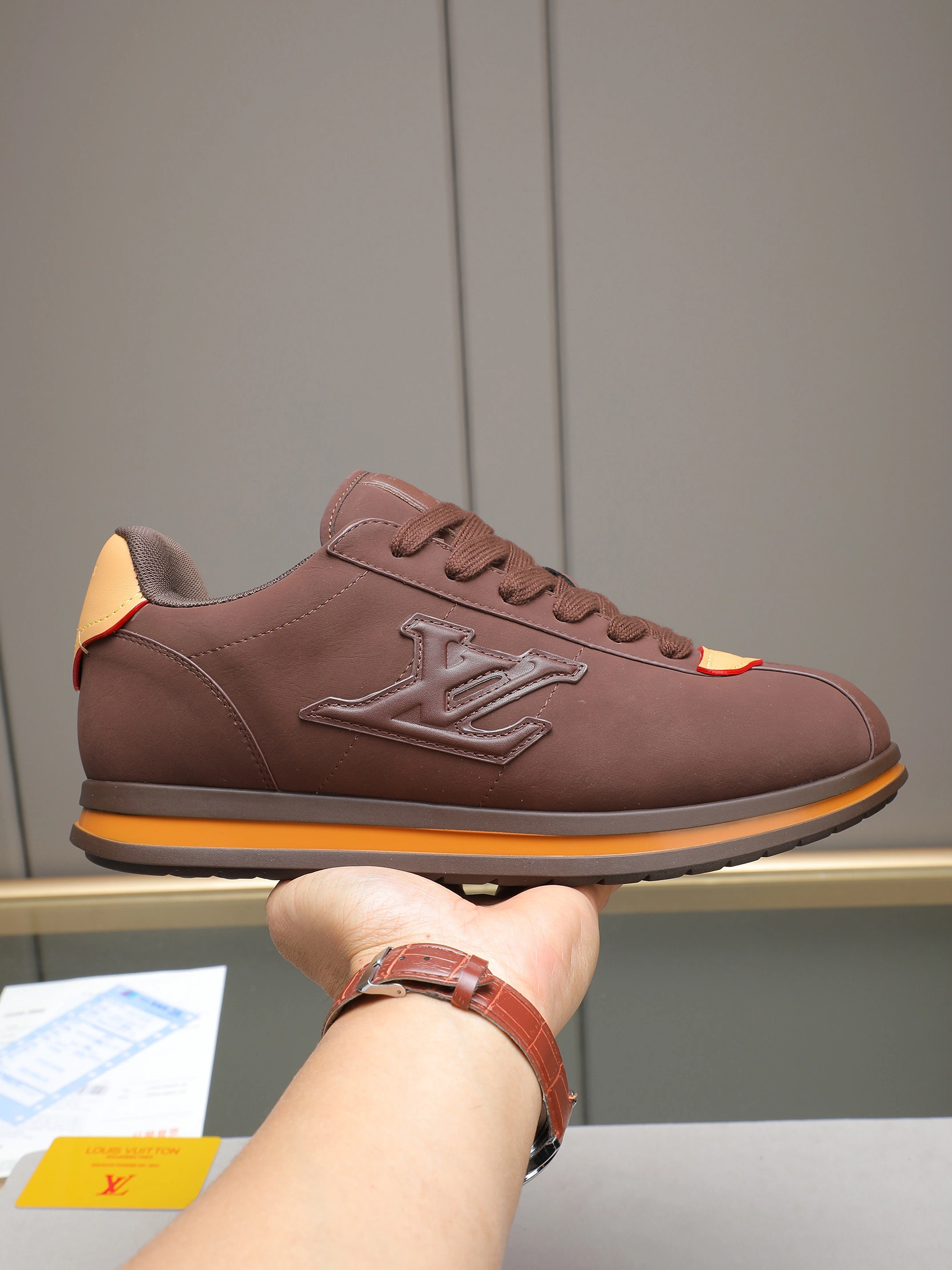 OOBB-- 8V 1AJAK2 cowhide Runner Tatic item:F-X291A0101B