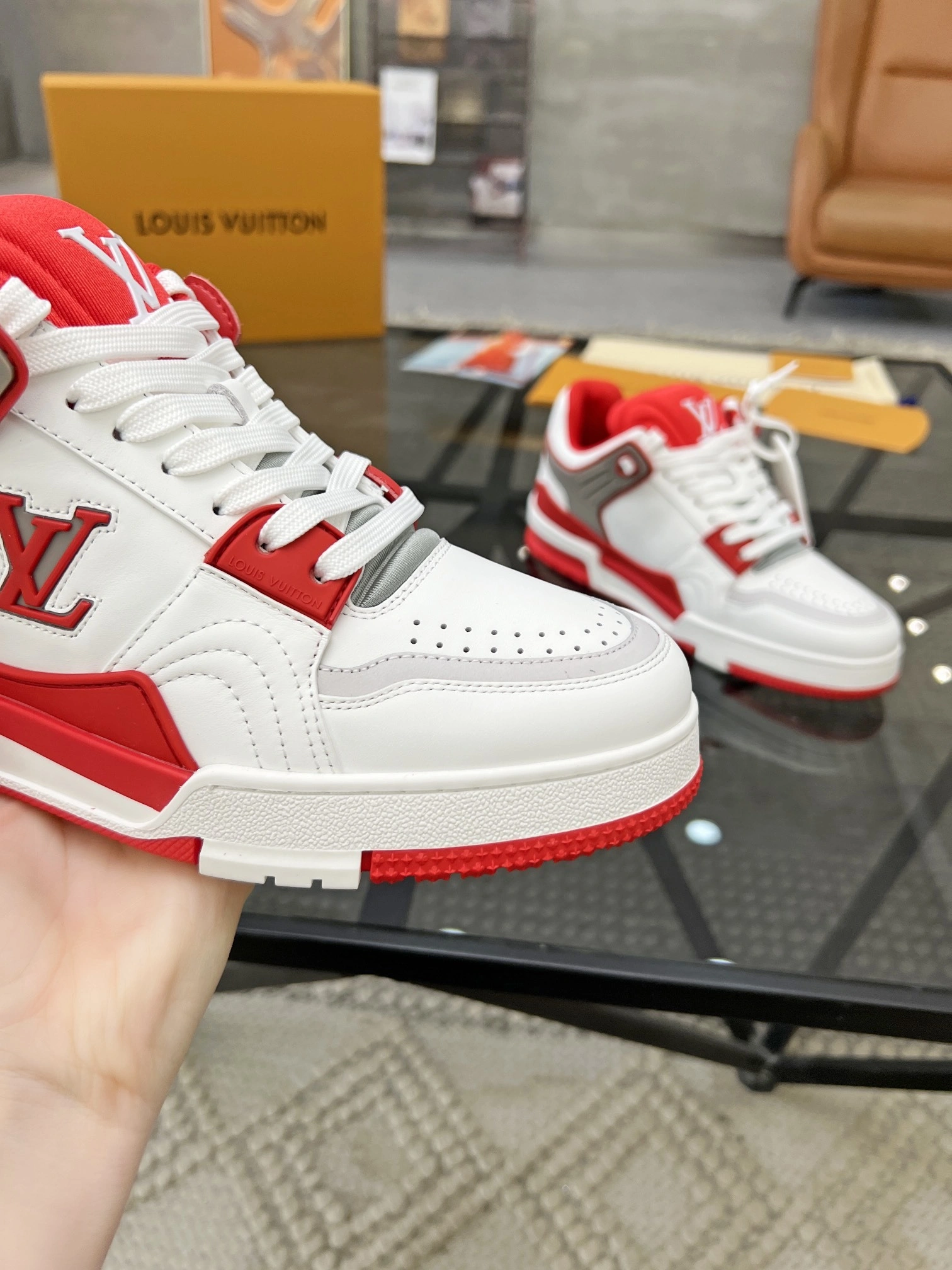 OOBB-- 8V cowhide item:E-X158A0161