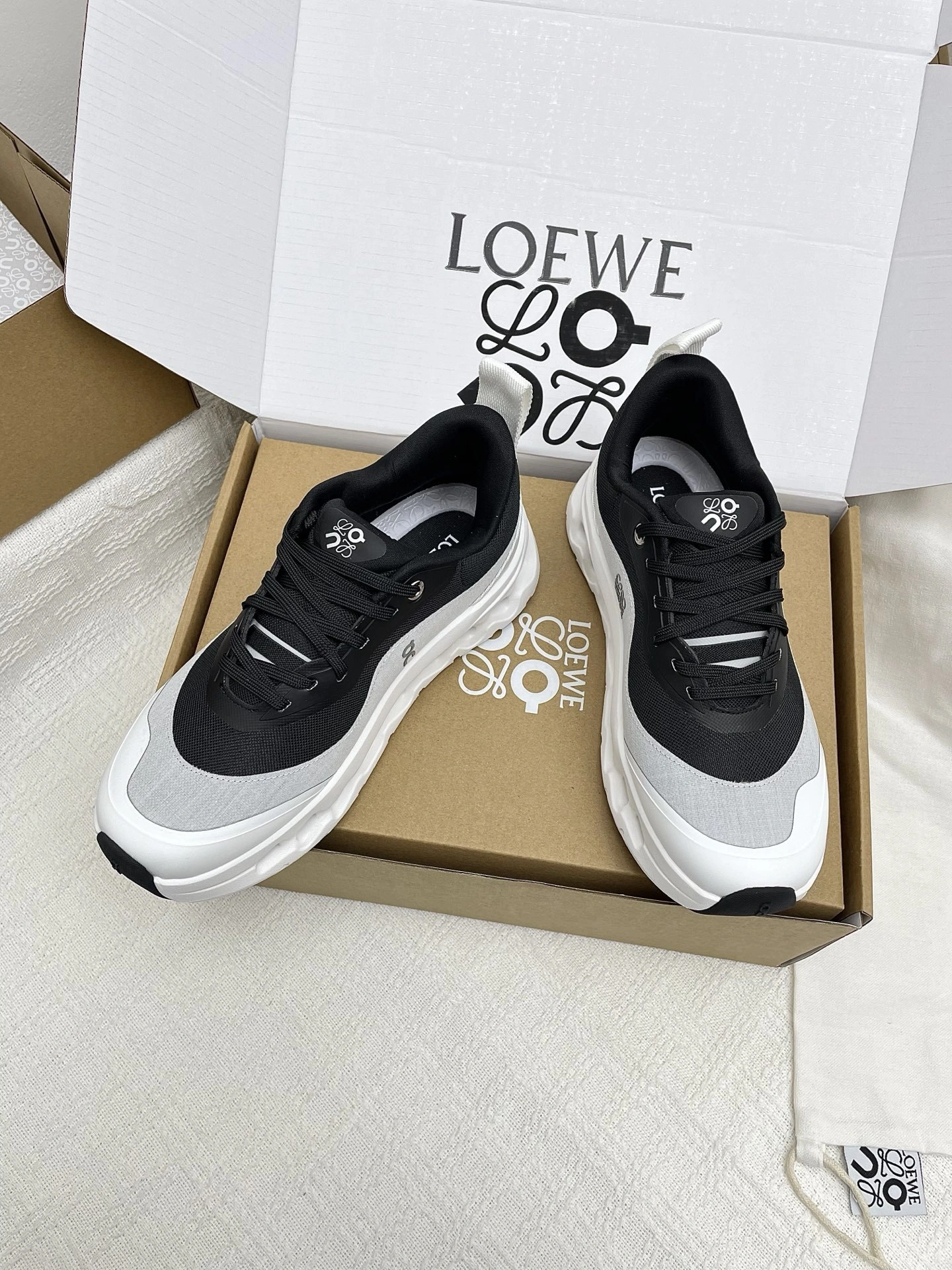 OOBB-- 8o5w5 3ME10690299 On Cloudtilt Thick soles：4CM item:E-X362J3006