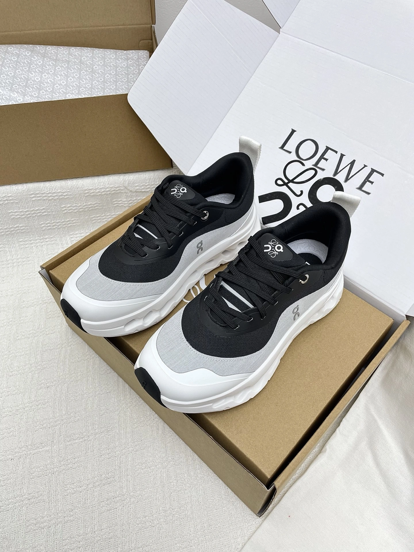 OOBB-- 8o5w5 3ME10690299 On Cloudtilt Thick soles：4CM item:E-X362J3006