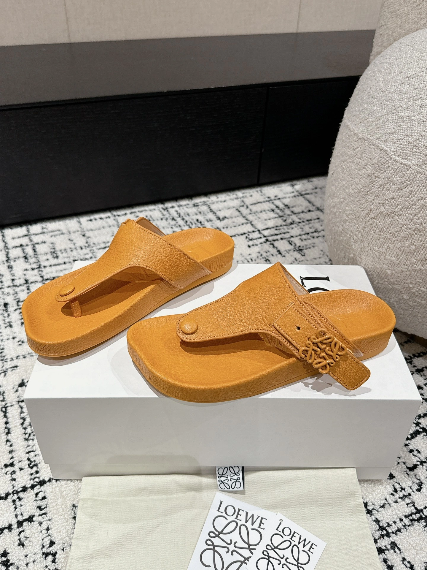 OOBB-- 8o5w5 L814465X59-3918 cowhide sheepskin item:E-X158C2030