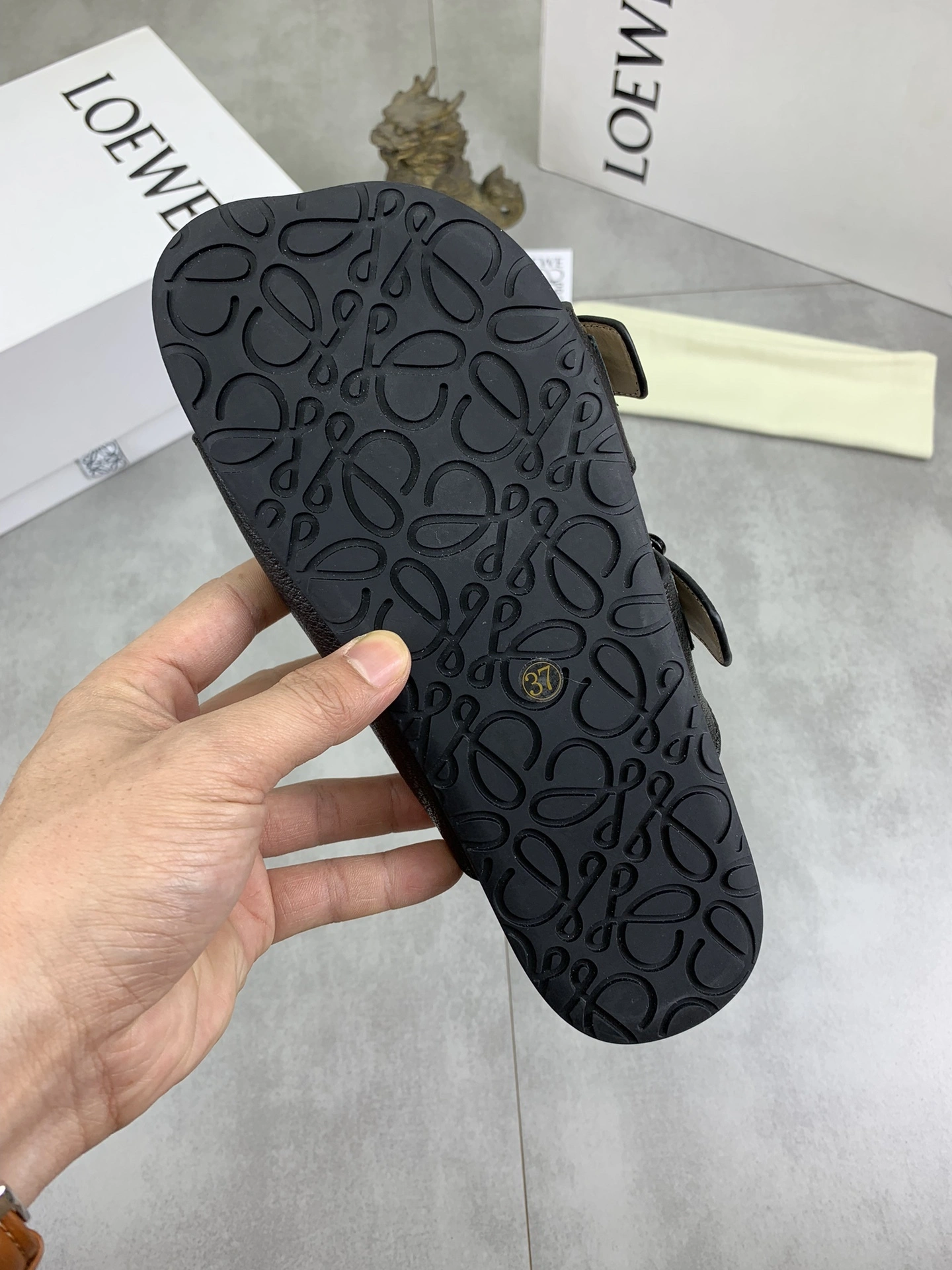 OOBB-- 8o5w5 L815465X95-1100 cowhide sheepskin item:D-X158E2152