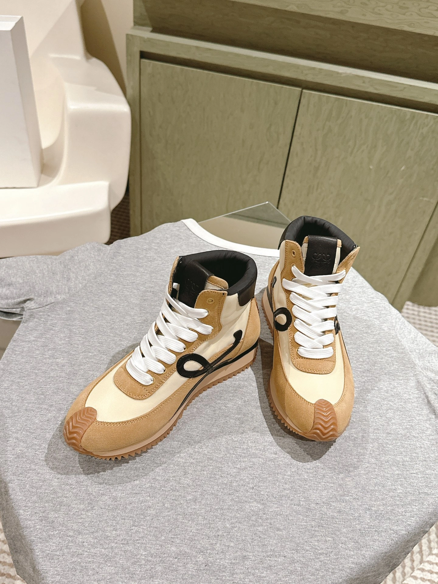 OOBB-- 8o5w5 M816282X58-8133 cowhide item:E-X362I0503