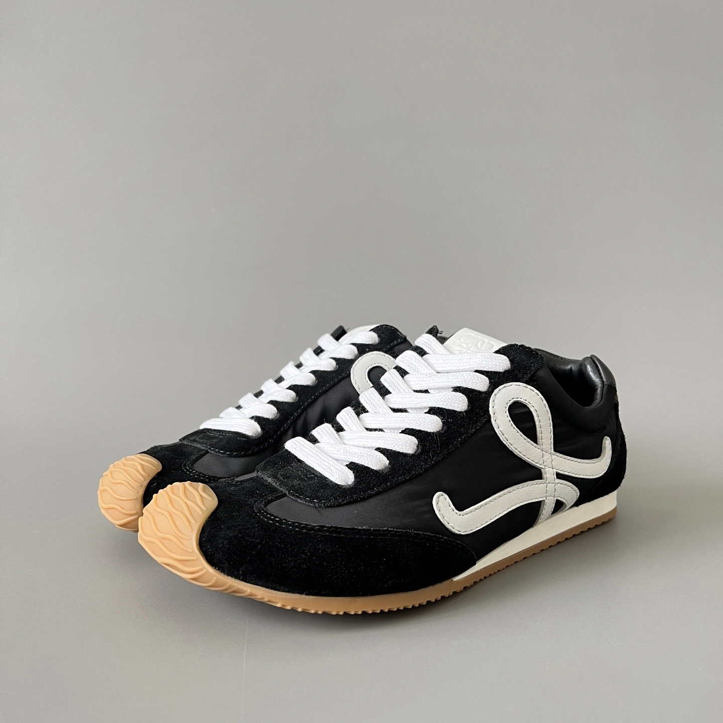 OOBB-- 8o5w5 M816282XB3-1102 cowhide item:E-X300H1526