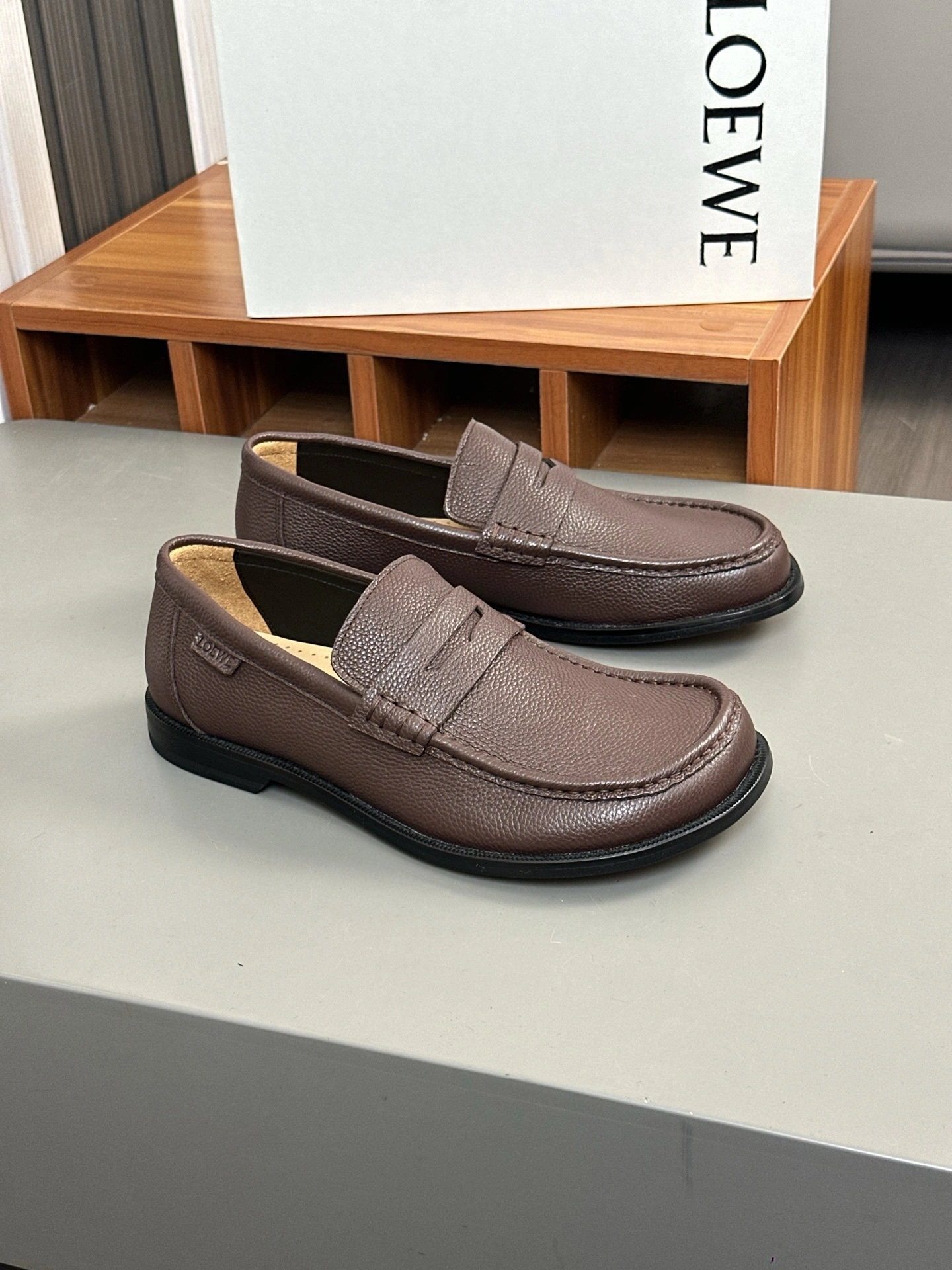 OOBB-- 8o5w5 M816290X46-3468 cowhide item:E-X000H0126