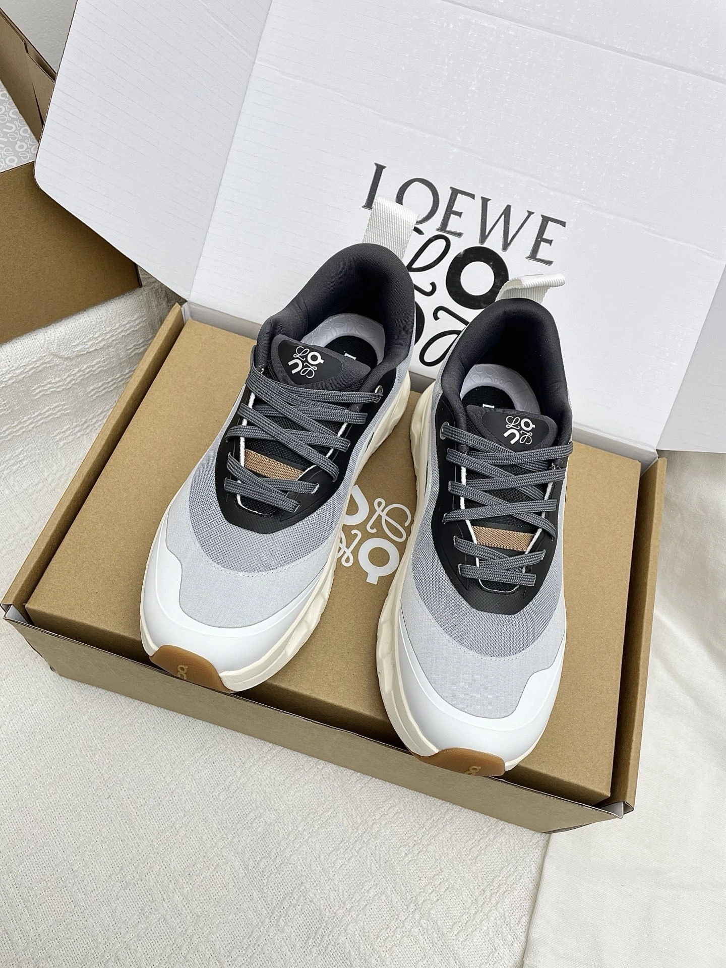 OOBB-- 8o5w5 M929282X34-4515 On Cloudtilt Thick soles：4CM item:E-X362J3007