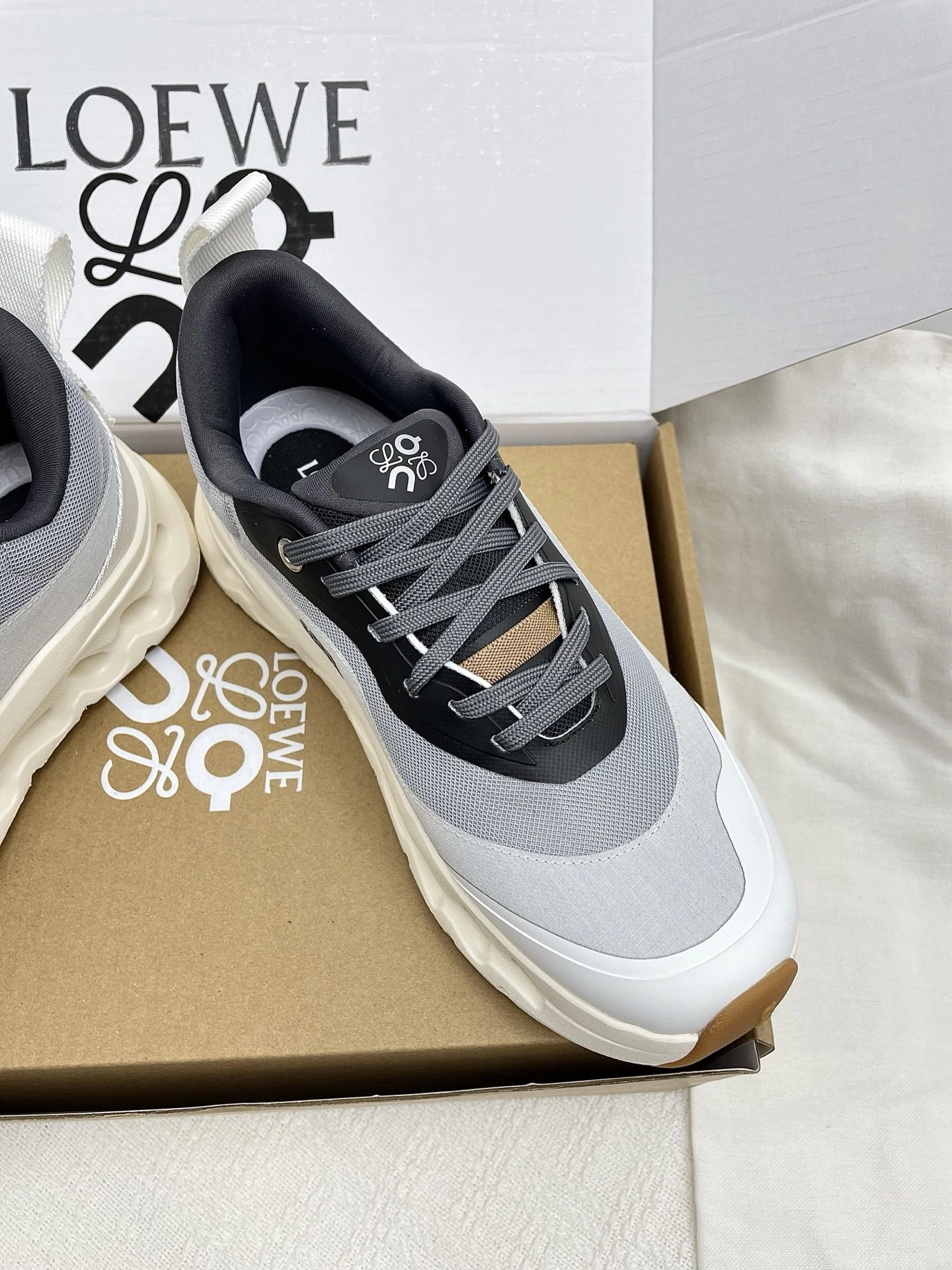 OOBB-- 8o5w5 M929282X34-4515 On Cloudtilt Thick soles：4CM item:E-X362J3007