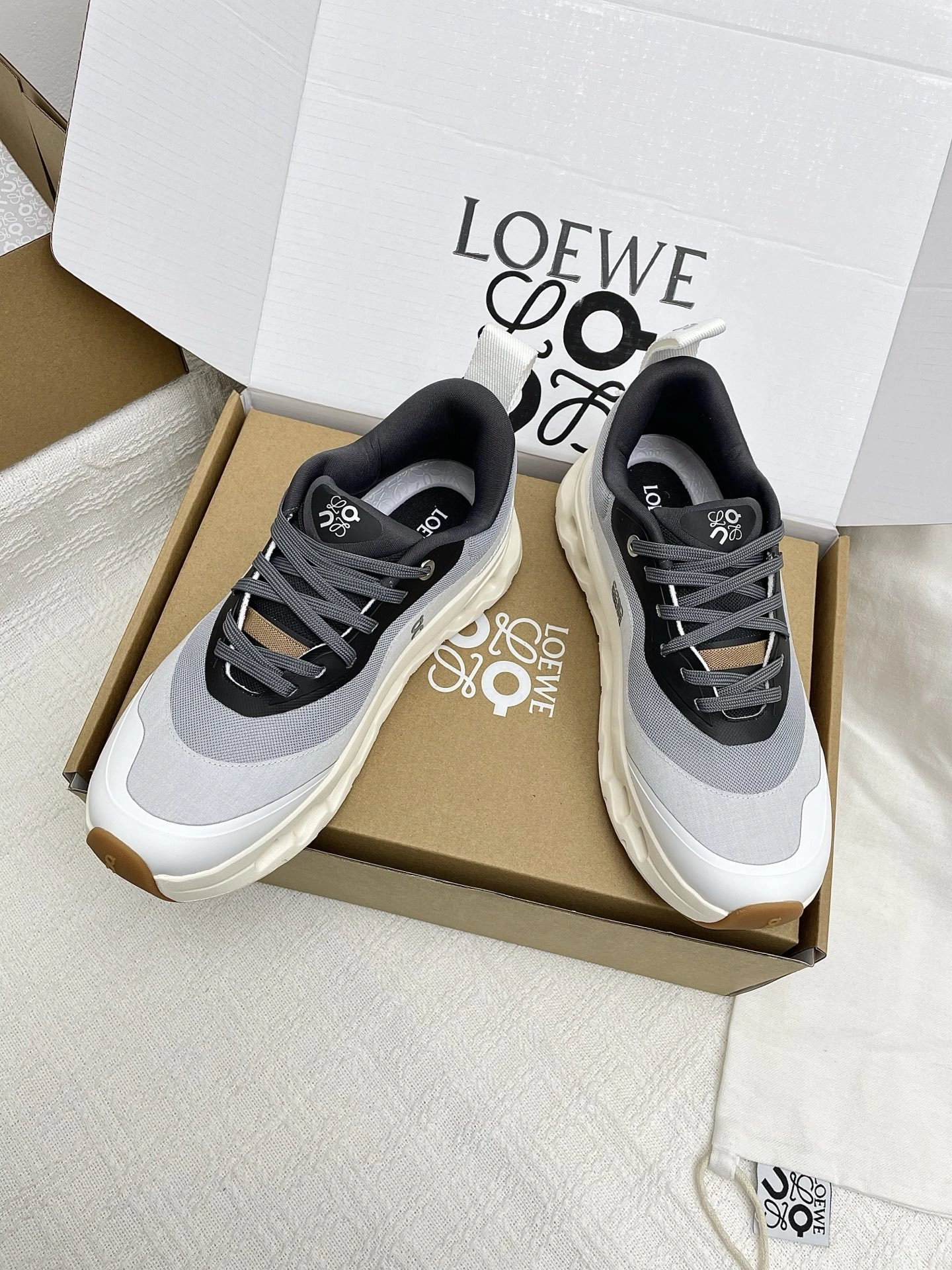 OOBB-- 8o5w5 M929282X34-4515 On Cloudtilt Thick soles：4CM item:E-X362J3007