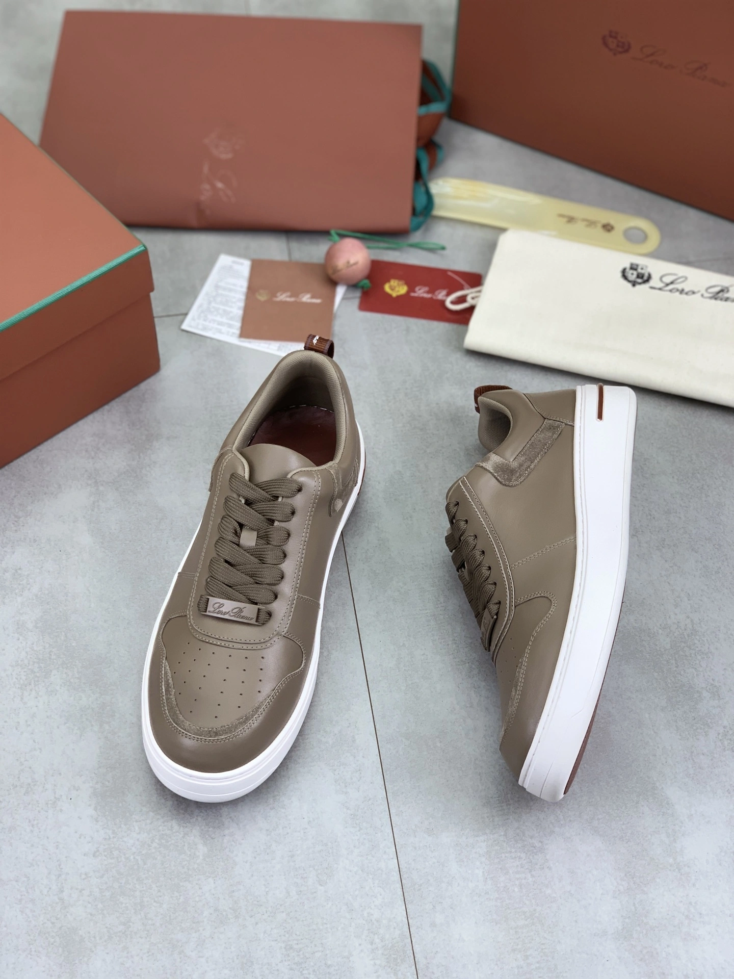&OOBB-- 8oro Pi191 Calfskin item:E-X158D0797T