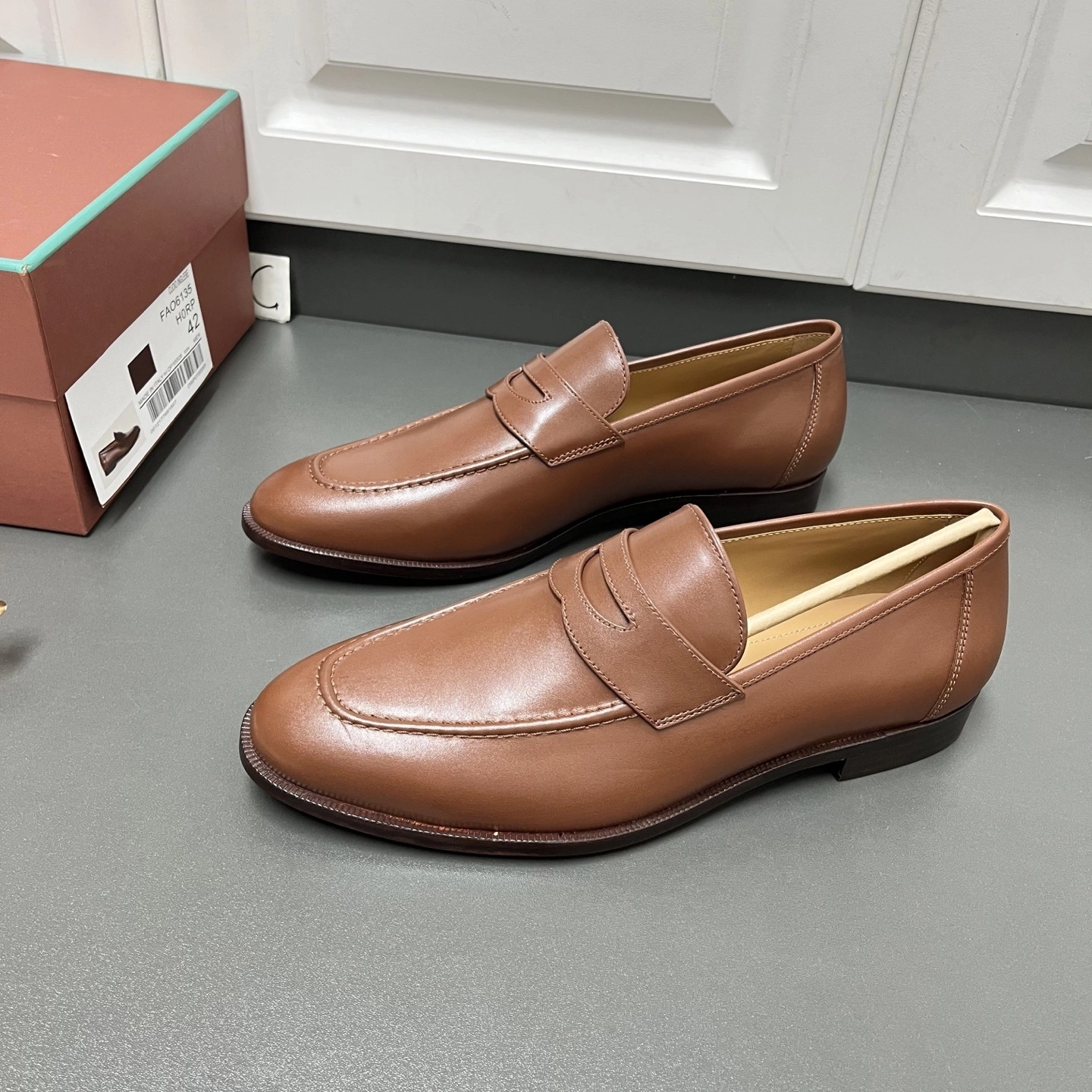 OOBB-- 8oro Pi191 FAO6135H0RP calfskin item：E-X185J3795