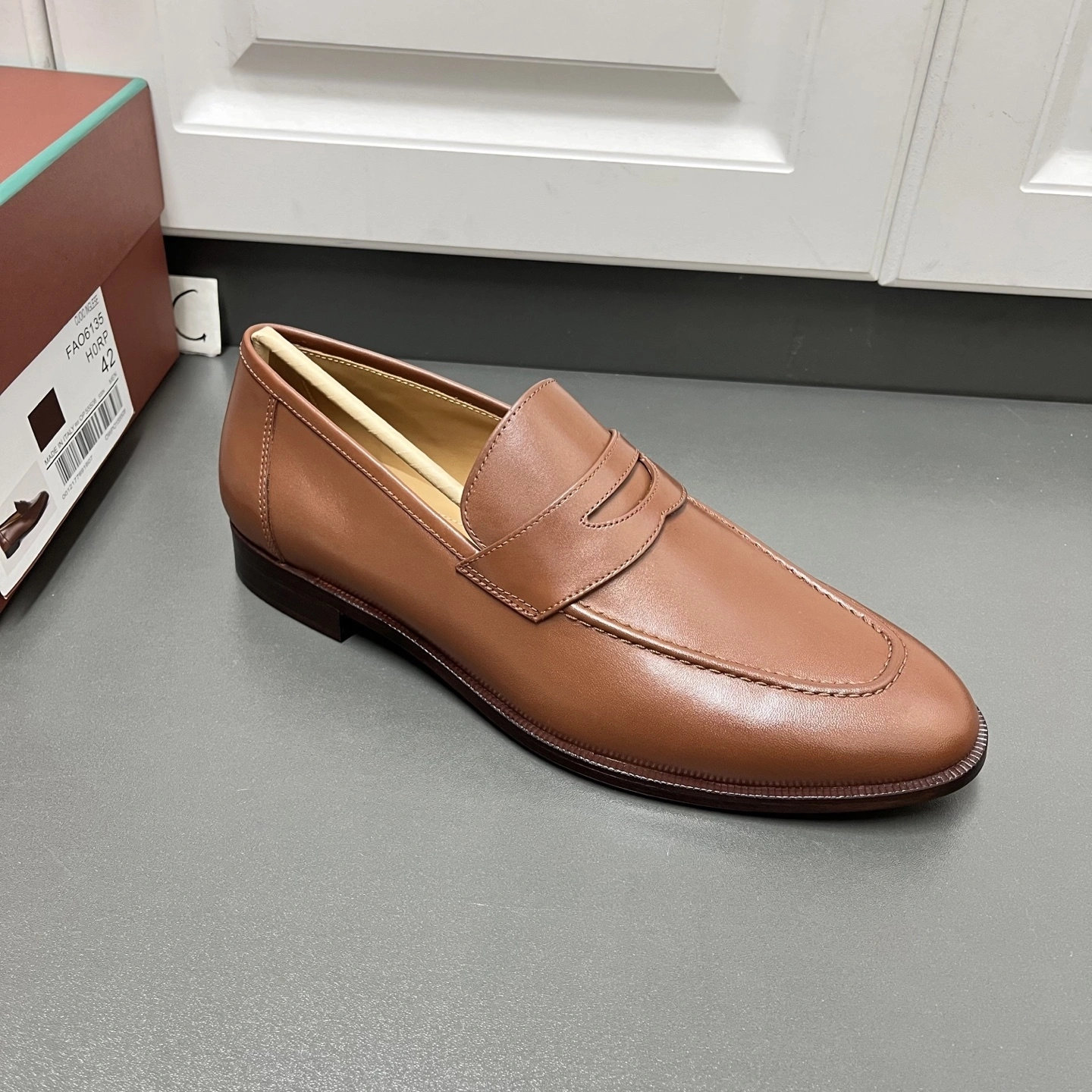 OOBB-- 8oro Pi191 FAO6135H0RP calfskin item：E-X185J3795
