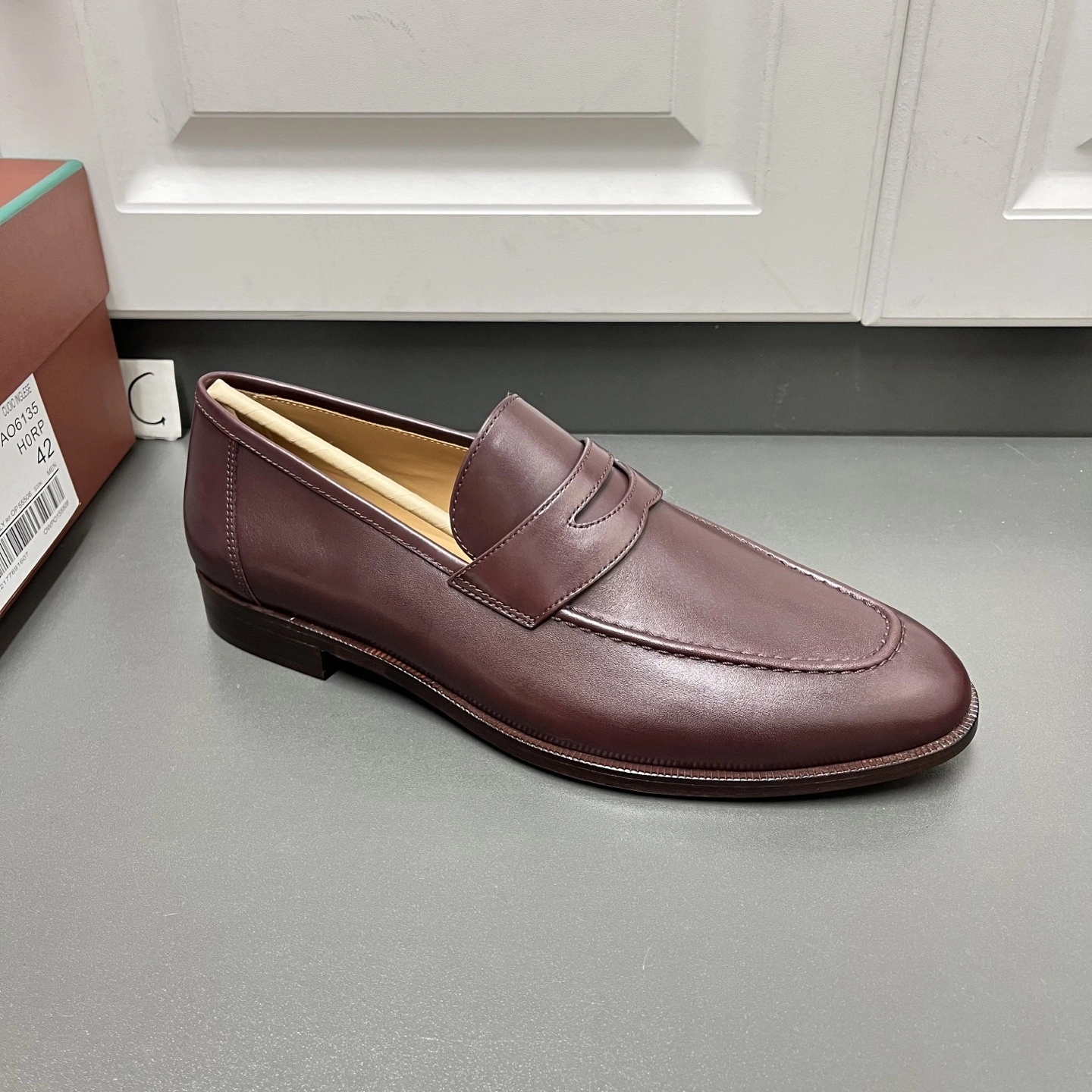 OOBB-- 8oro Pi191 FAO6135Q08U calfskin item：E-X185J3794