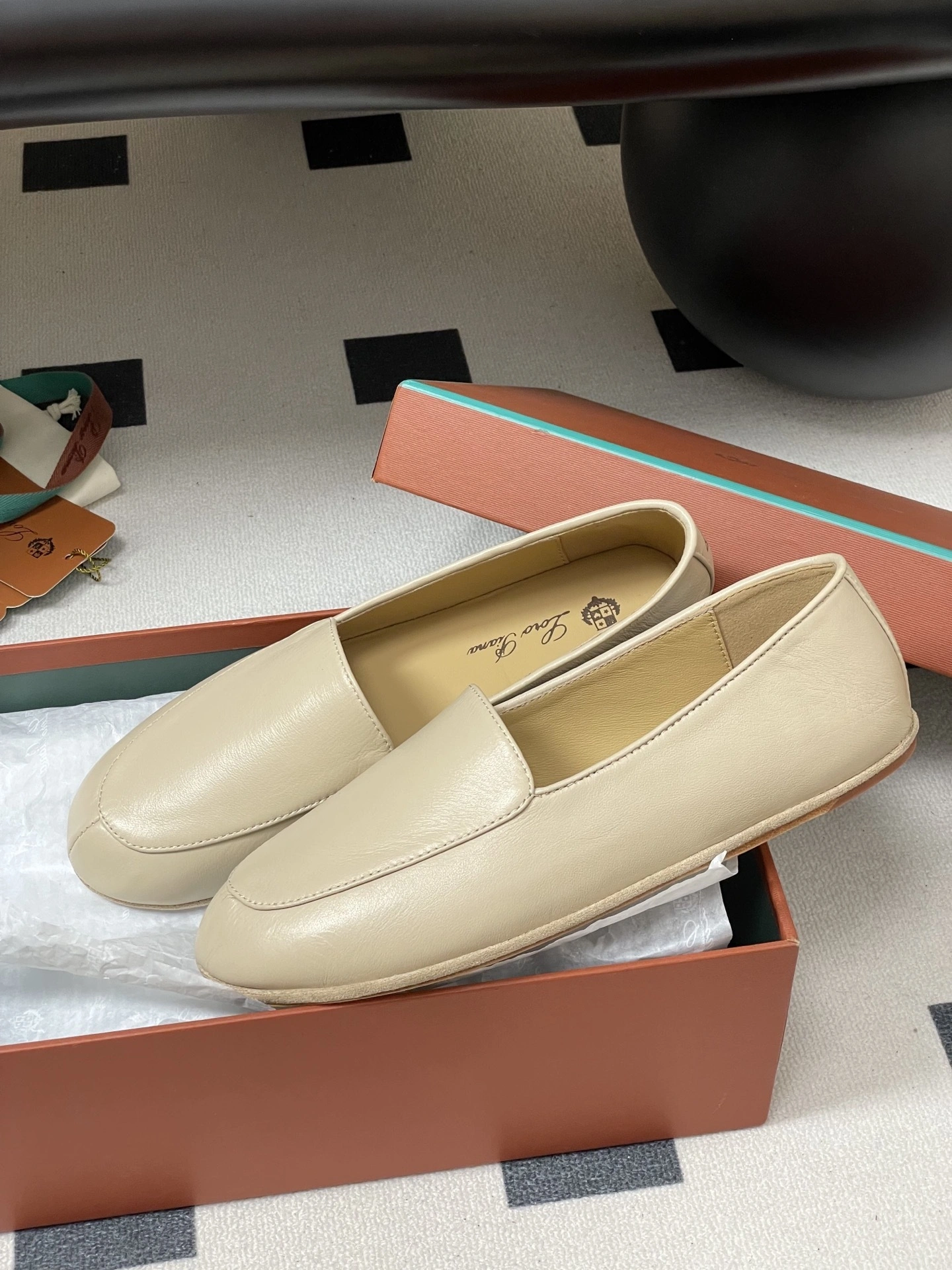 OOBB-- 8oro Pi191 FAQ2451_D0EE sheepskin Anton Walk item:E-X362I0342