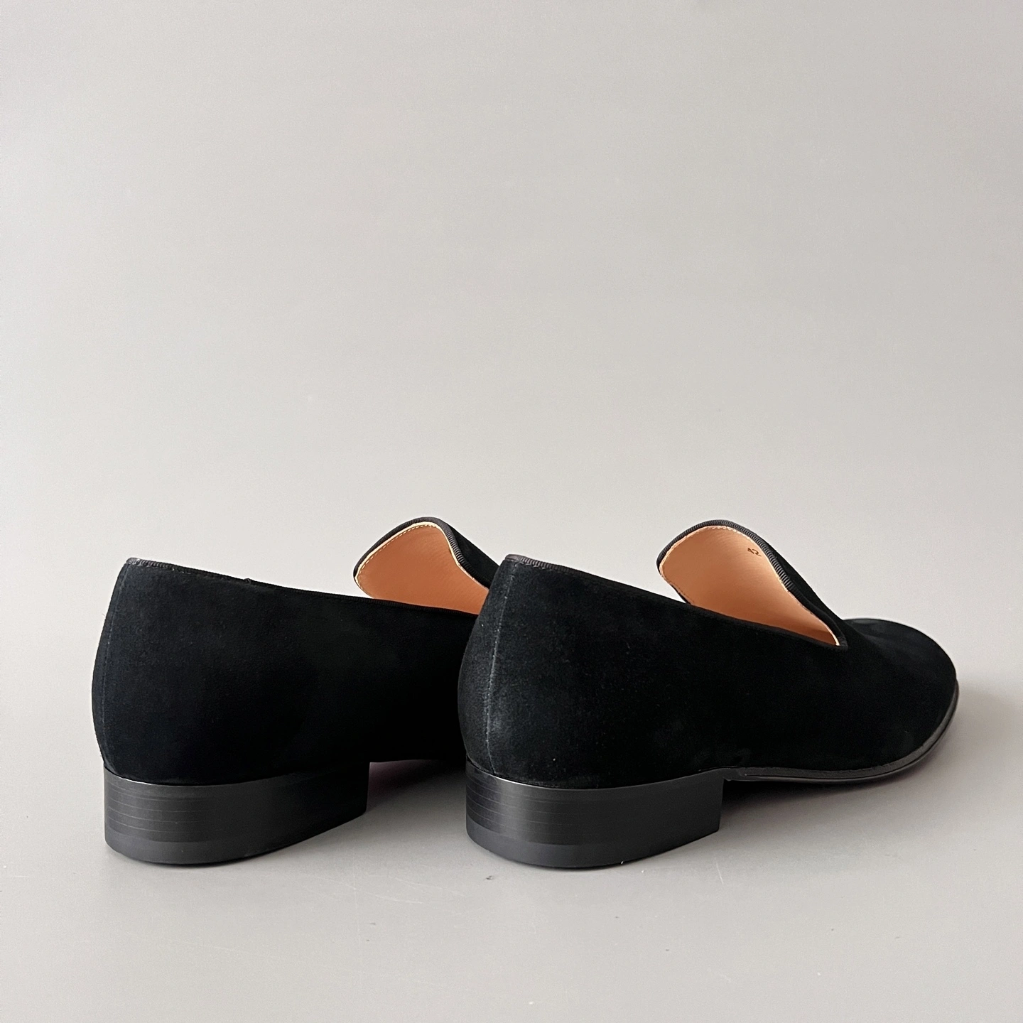 OOBB-- 8ou2ou 1151073BK01 Calfskin item:E-X300H0702