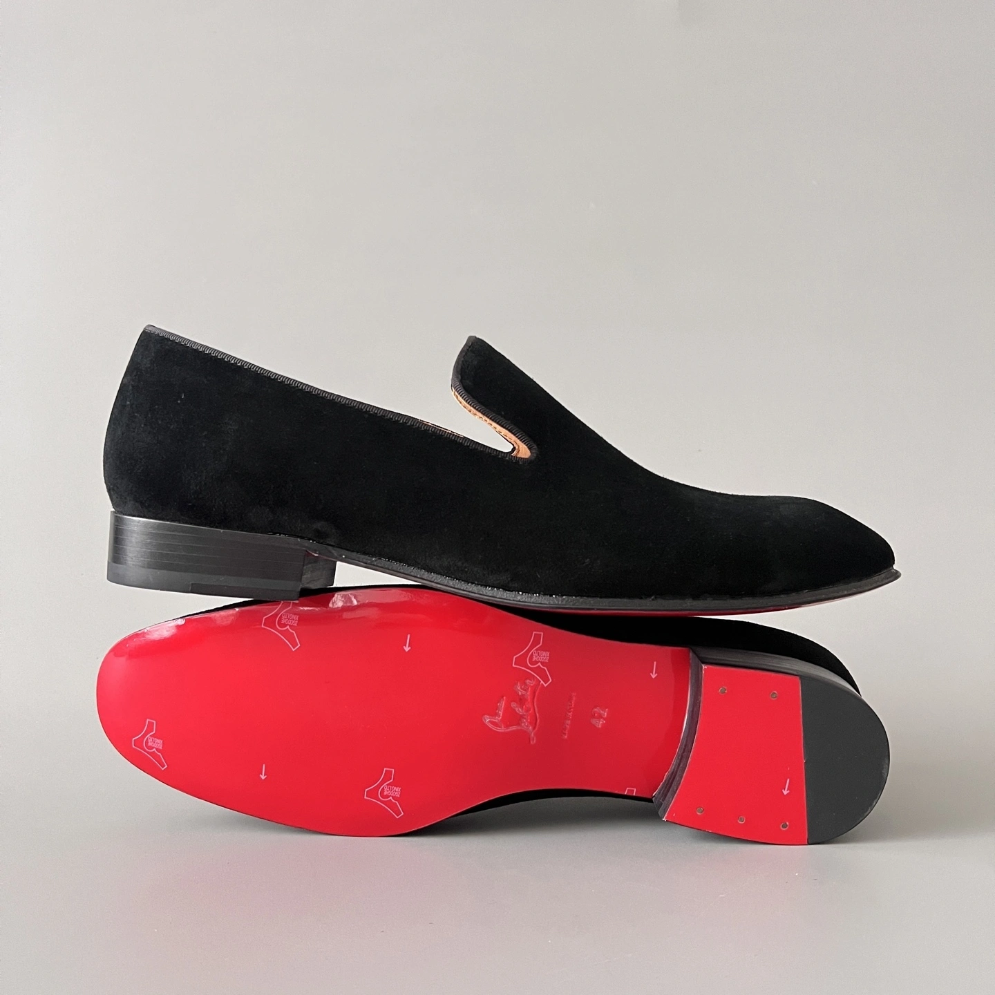 OOBB-- 8ou2ou 1151073BK01 Calfskin item:E-X300H0702