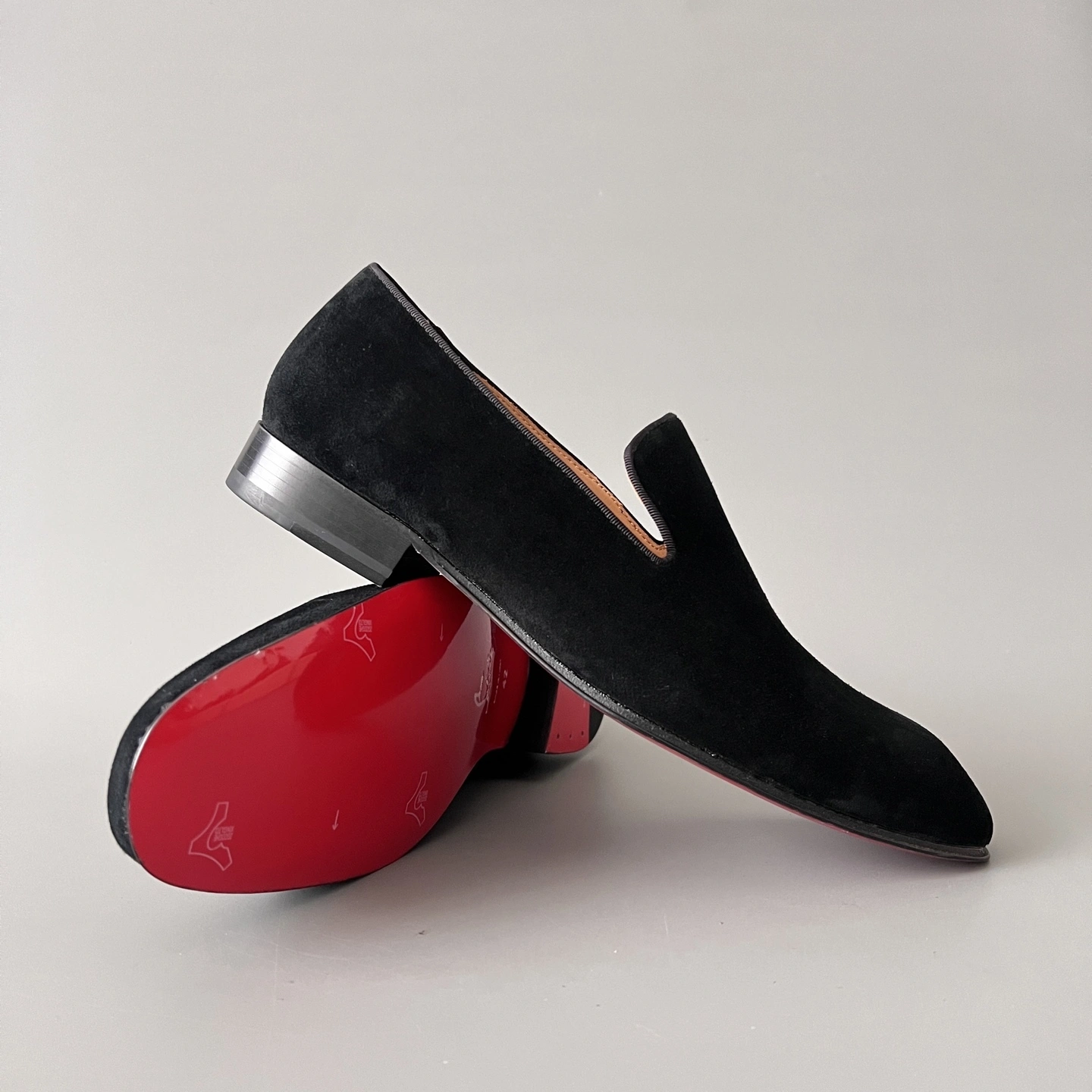 OOBB-- 8ou2ou 1151073BK01 Calfskin item:E-X300H0702