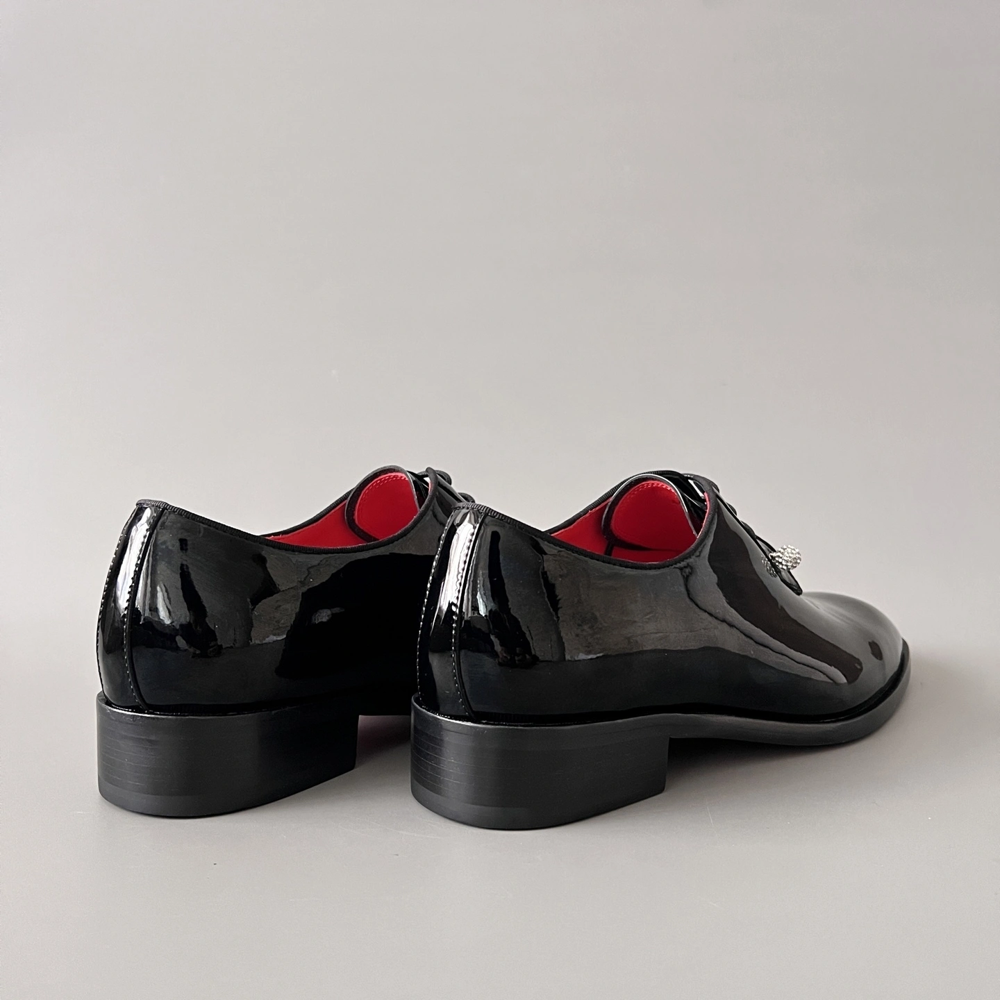 OOBB-- 8ou2ou 1240237J323 Calfskin item:E-X300H0703