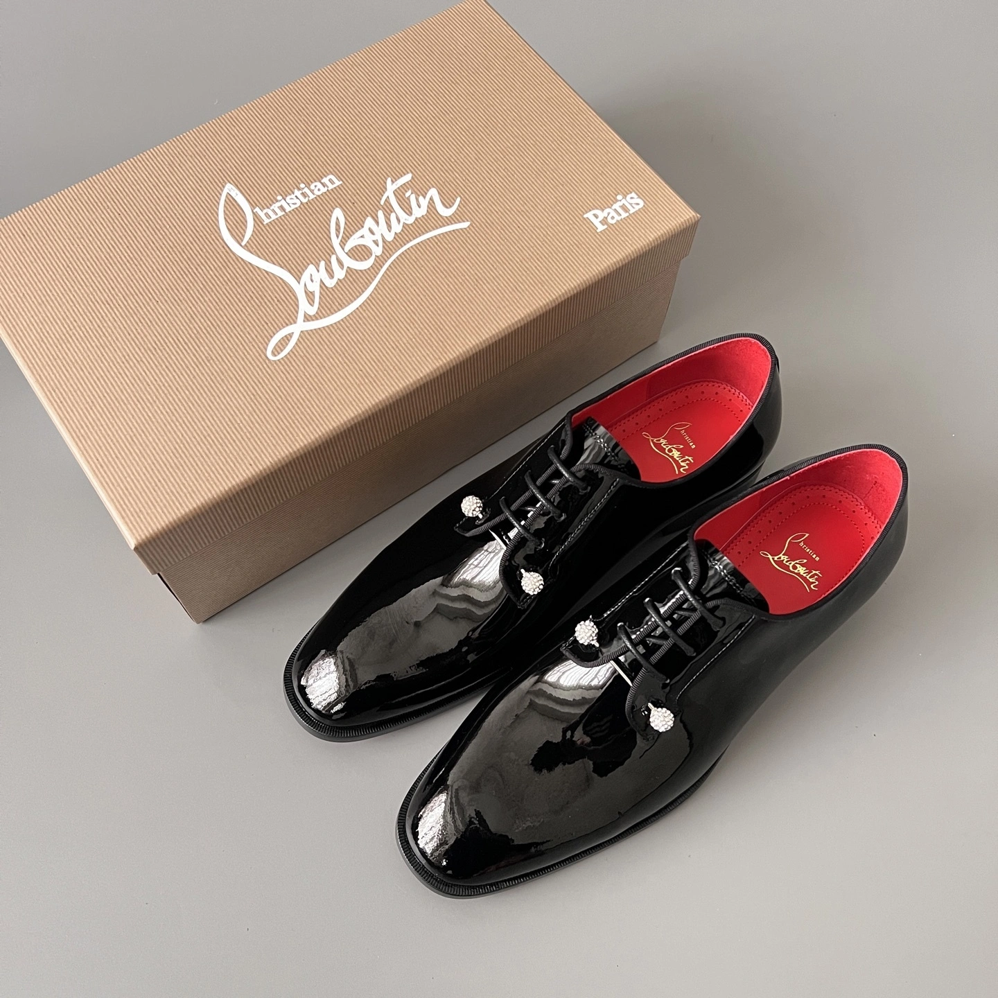 OOBB-- 8ou2ou 1240237J323 Calfskin item:E-X300H0703