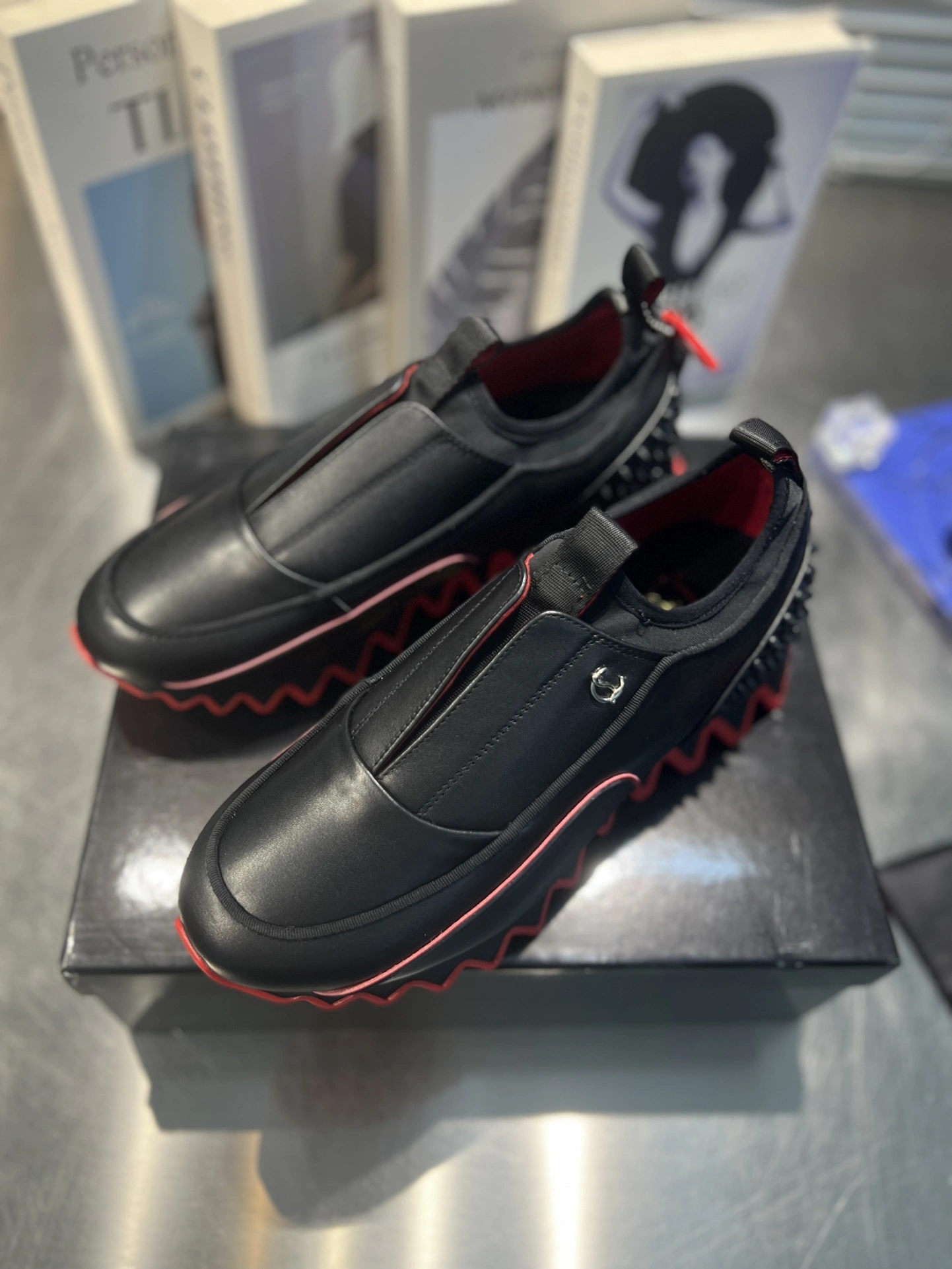OOBB-- 8ou2ou 1240428BK01 cowhide item:E-X076I2306