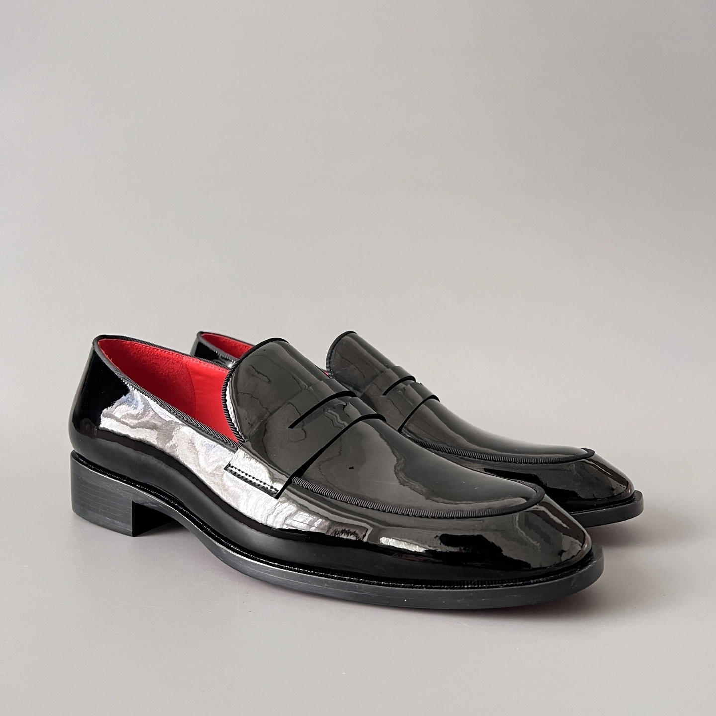 OOBB-- 8ou2ou 1240885J323 Calfskin item:E-X300H0701