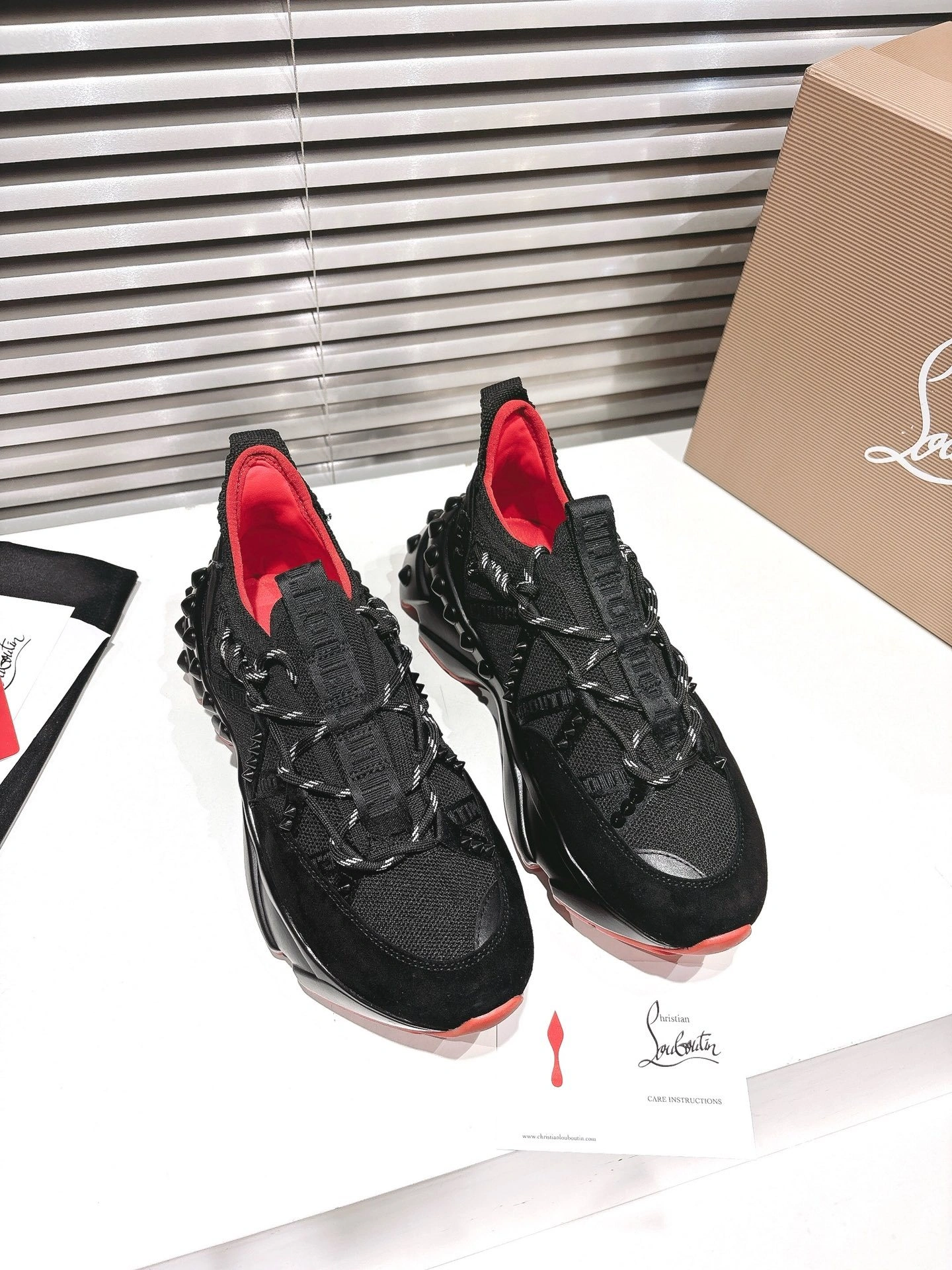 OOBB-- 8ou2ou 1250009bk01 Tralinrun cowhide item:E-X076J3721