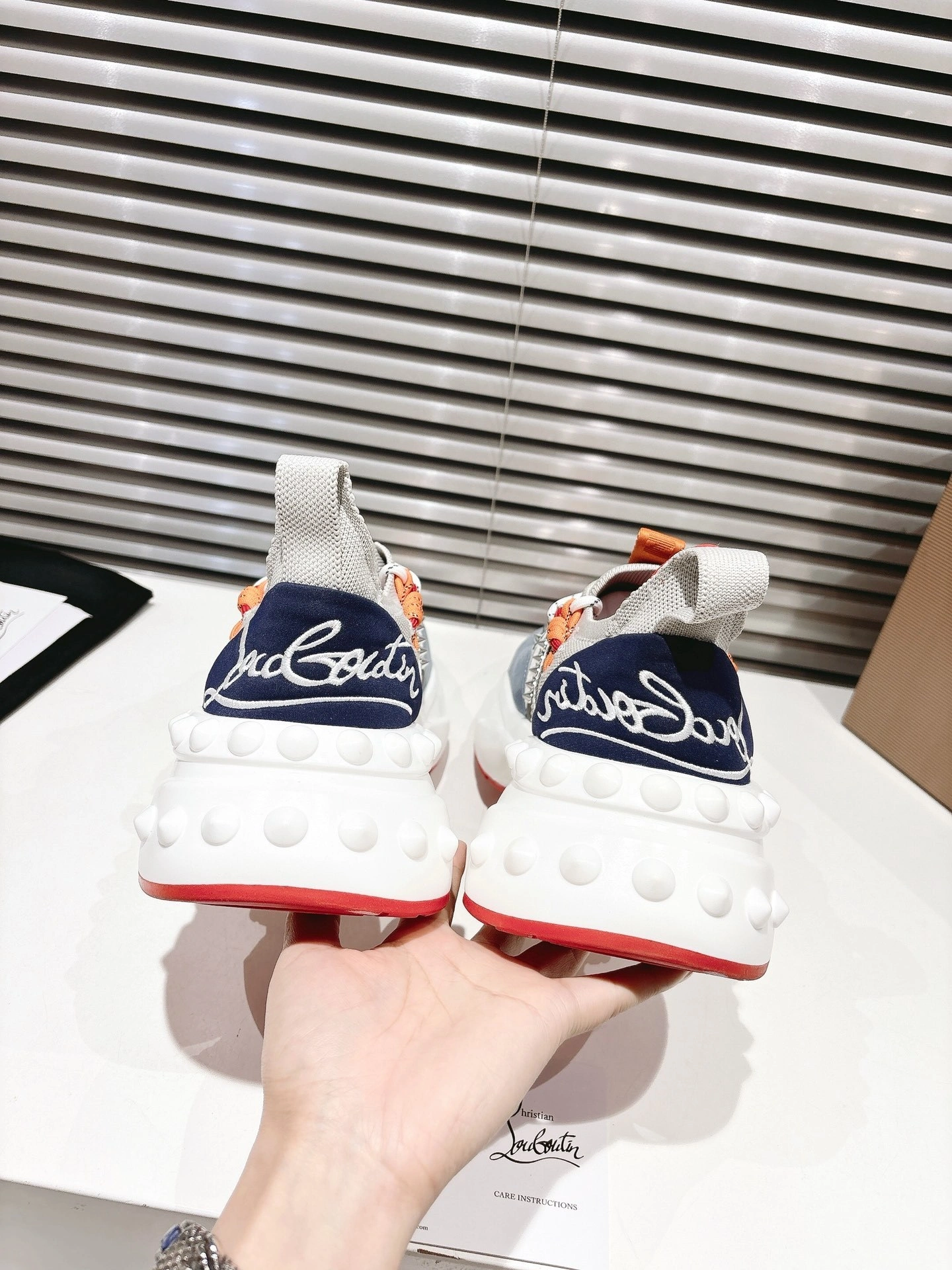 OOBB-- 8ou2ou 12505888008 Tralinrun cowhide item:E-X076J3725