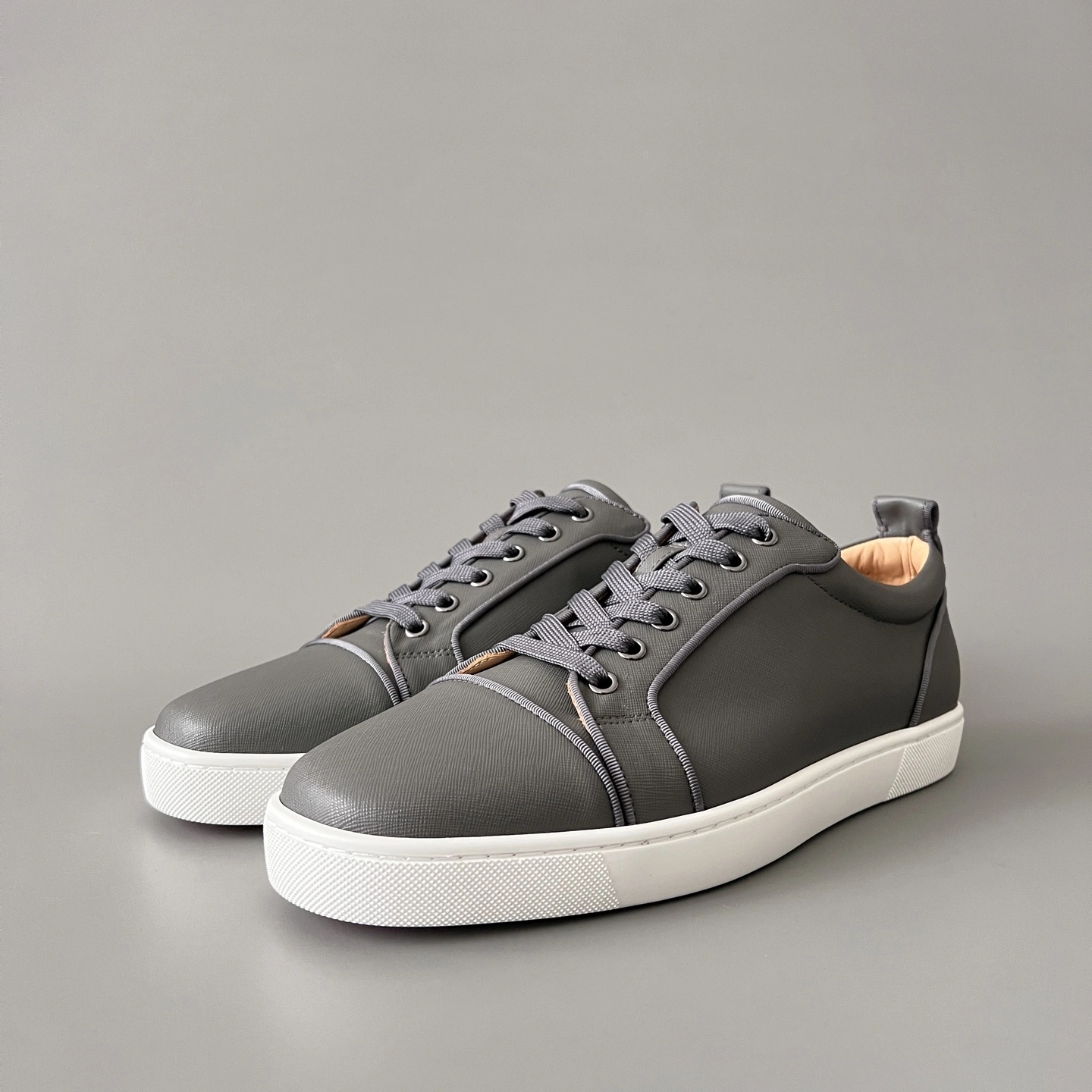 OOBB-- 8ou2ou 1250976GYB5 Calfskin item:E-X300H0709